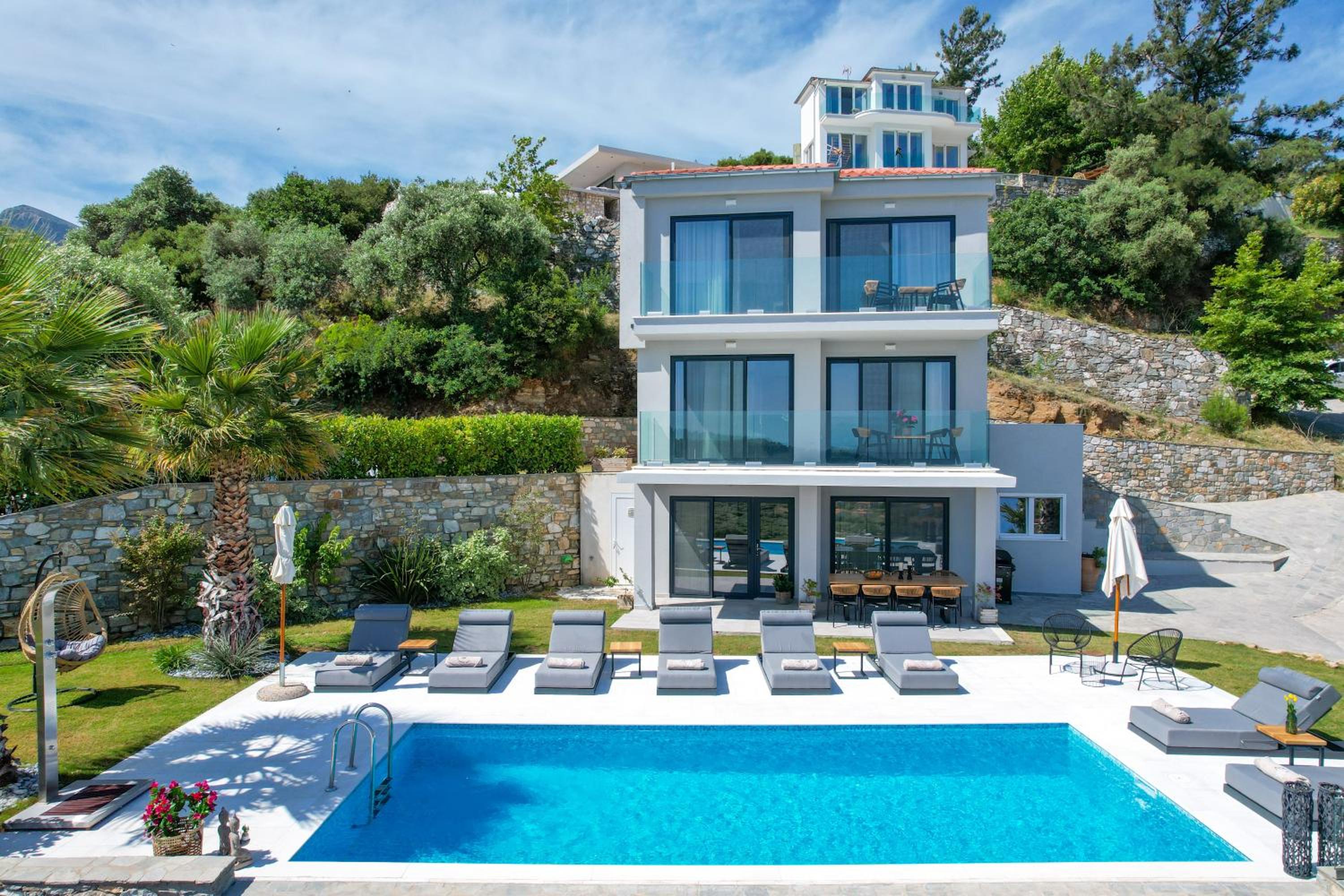 Photo 48