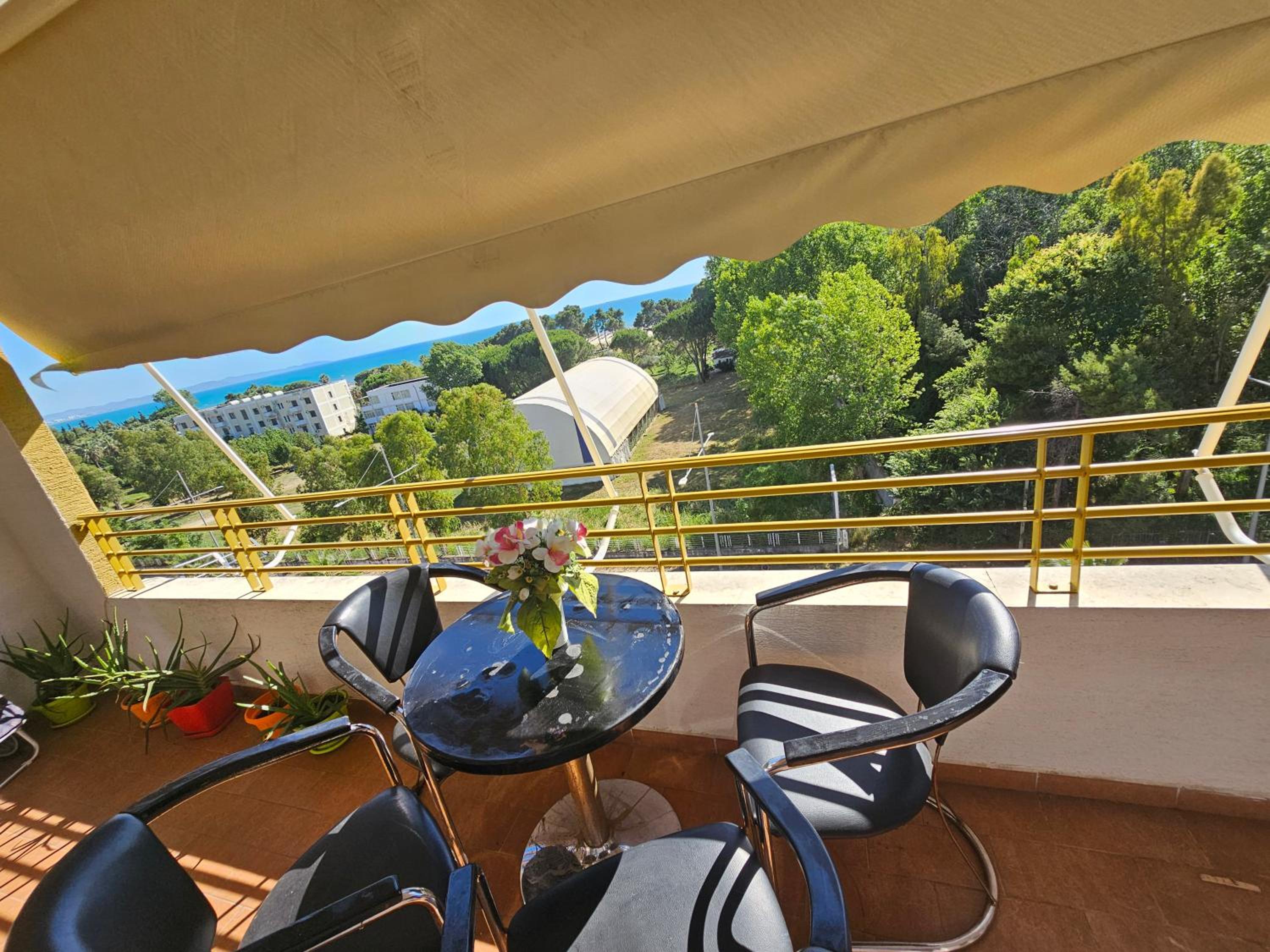 Bral Apartments