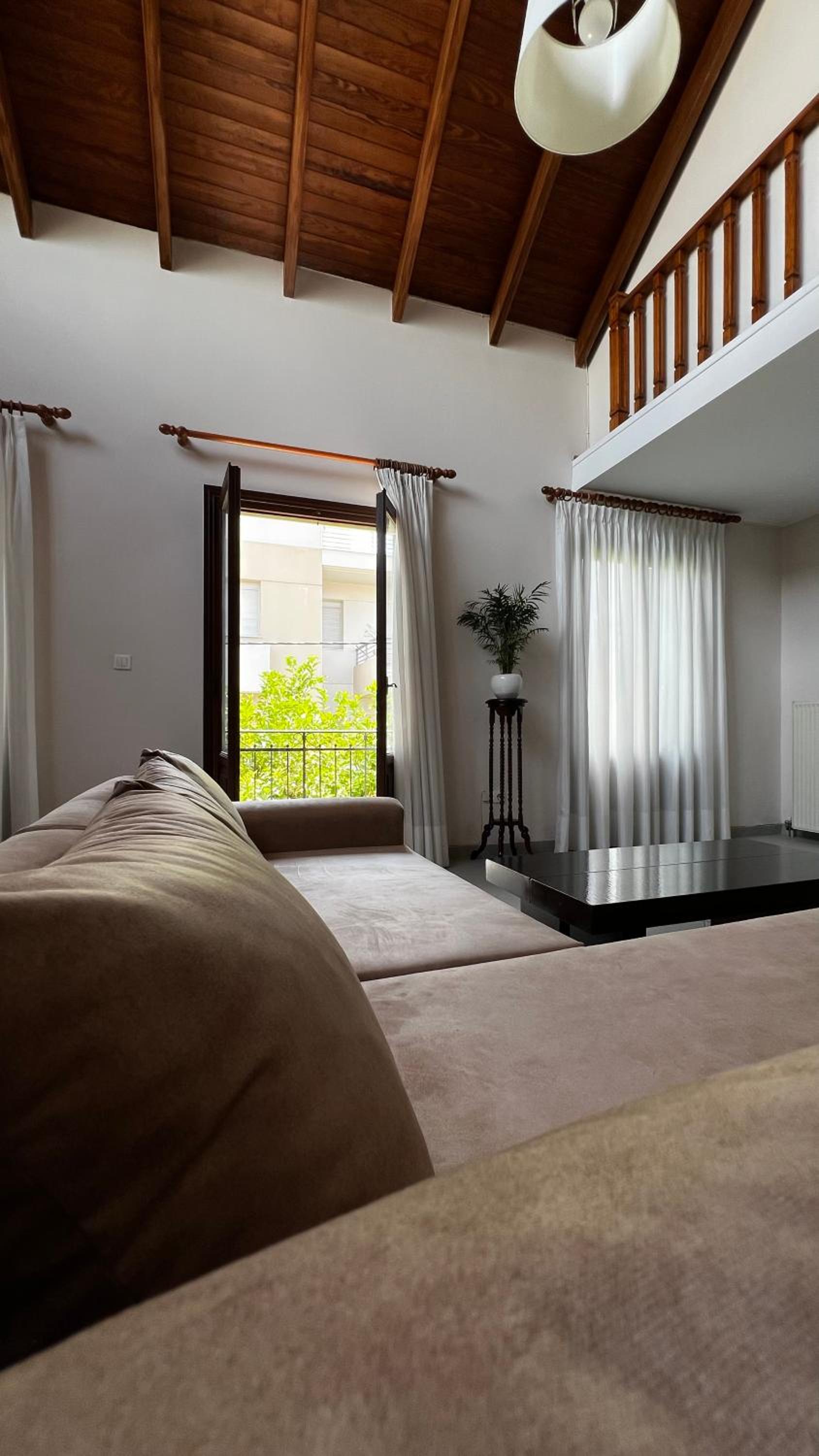 Alexandros suite