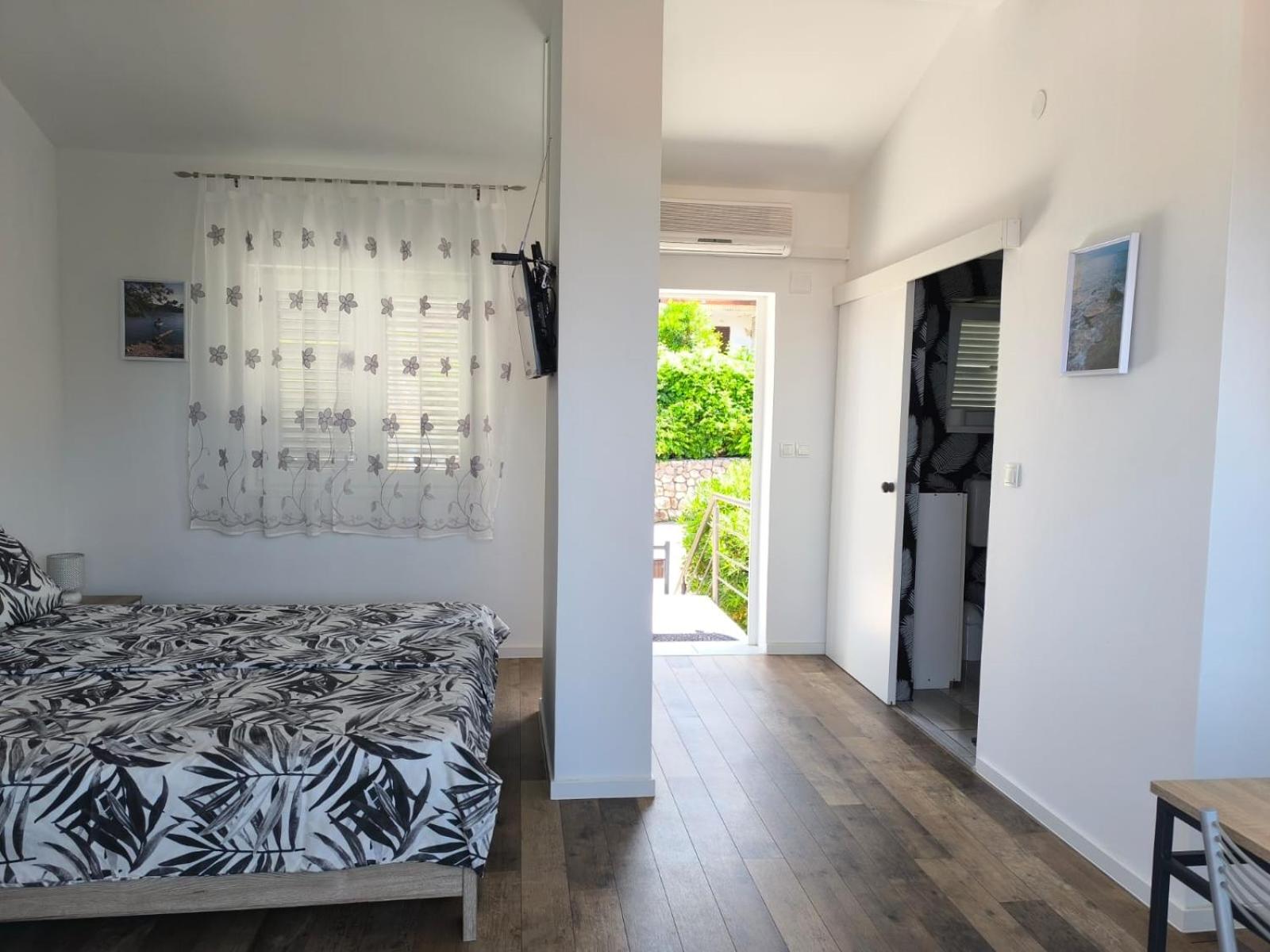 Studio Apartman Maja