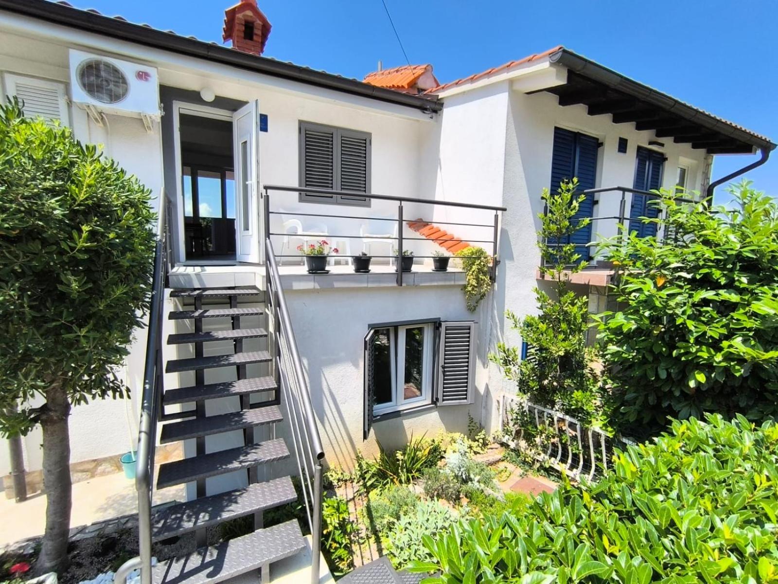 Studio Apartman Maja