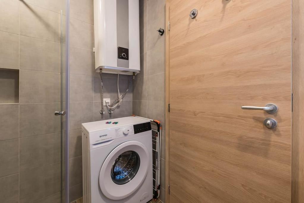 Azur Deluxe Apartment