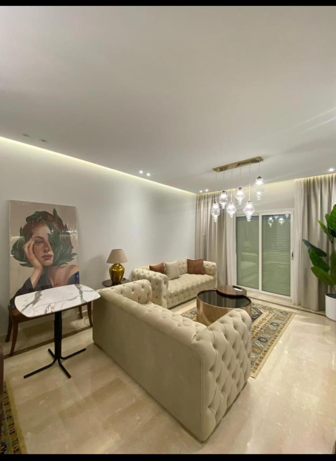 Mivida boulevard apartment with pool