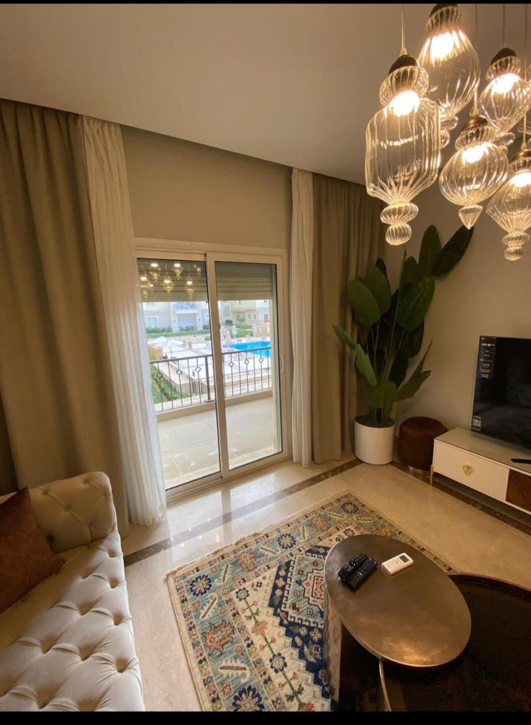 Mivida boulevard apartment with pool