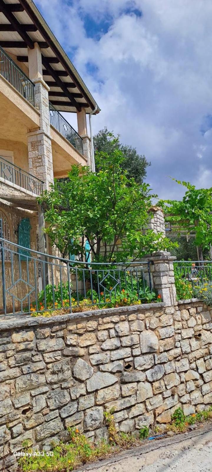AGAPI Holiday House