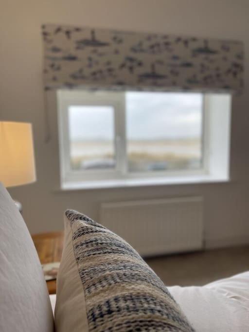 Lovely cottage, stunning views! view 3