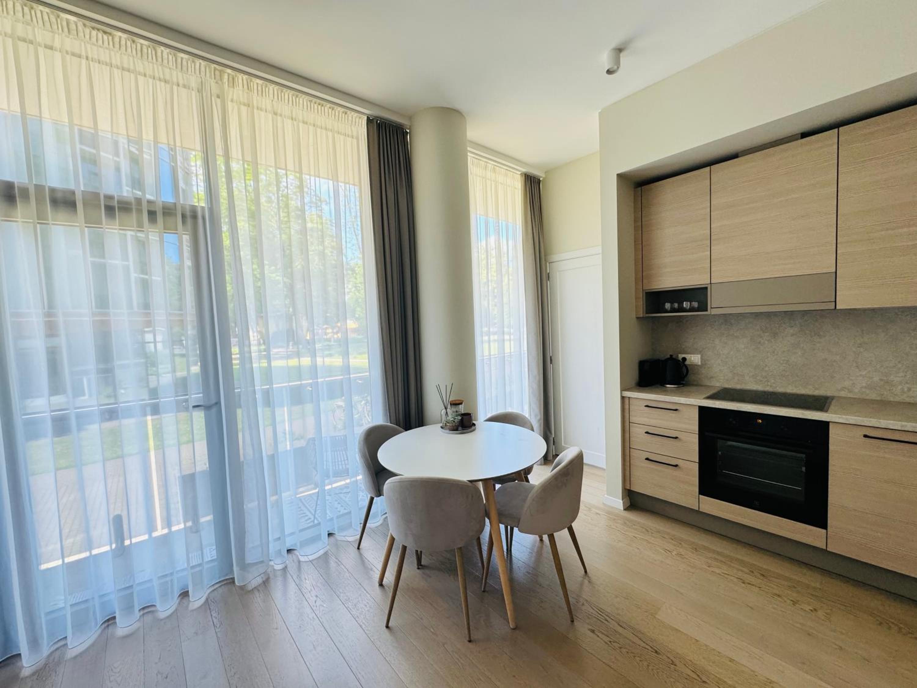 Moon apartment