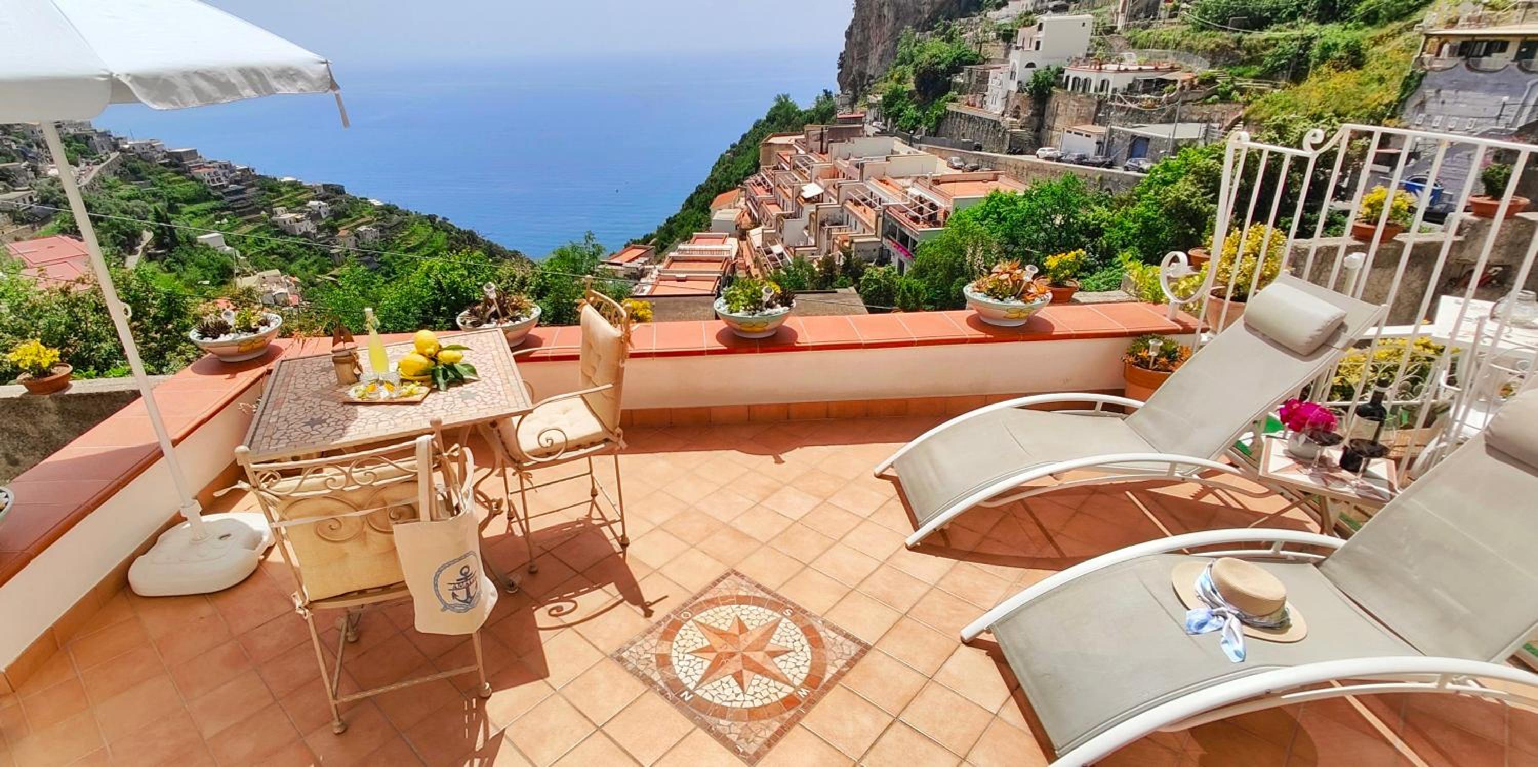 RACHELE HOUSE photo 3