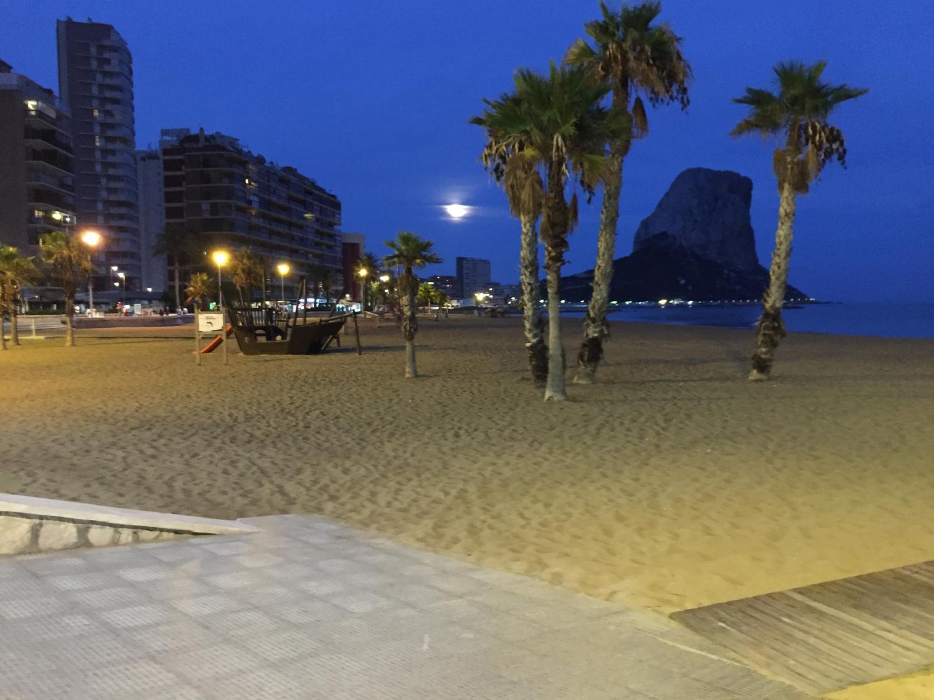 Apartment Sylvia, by beach, sea view, promenade, garage