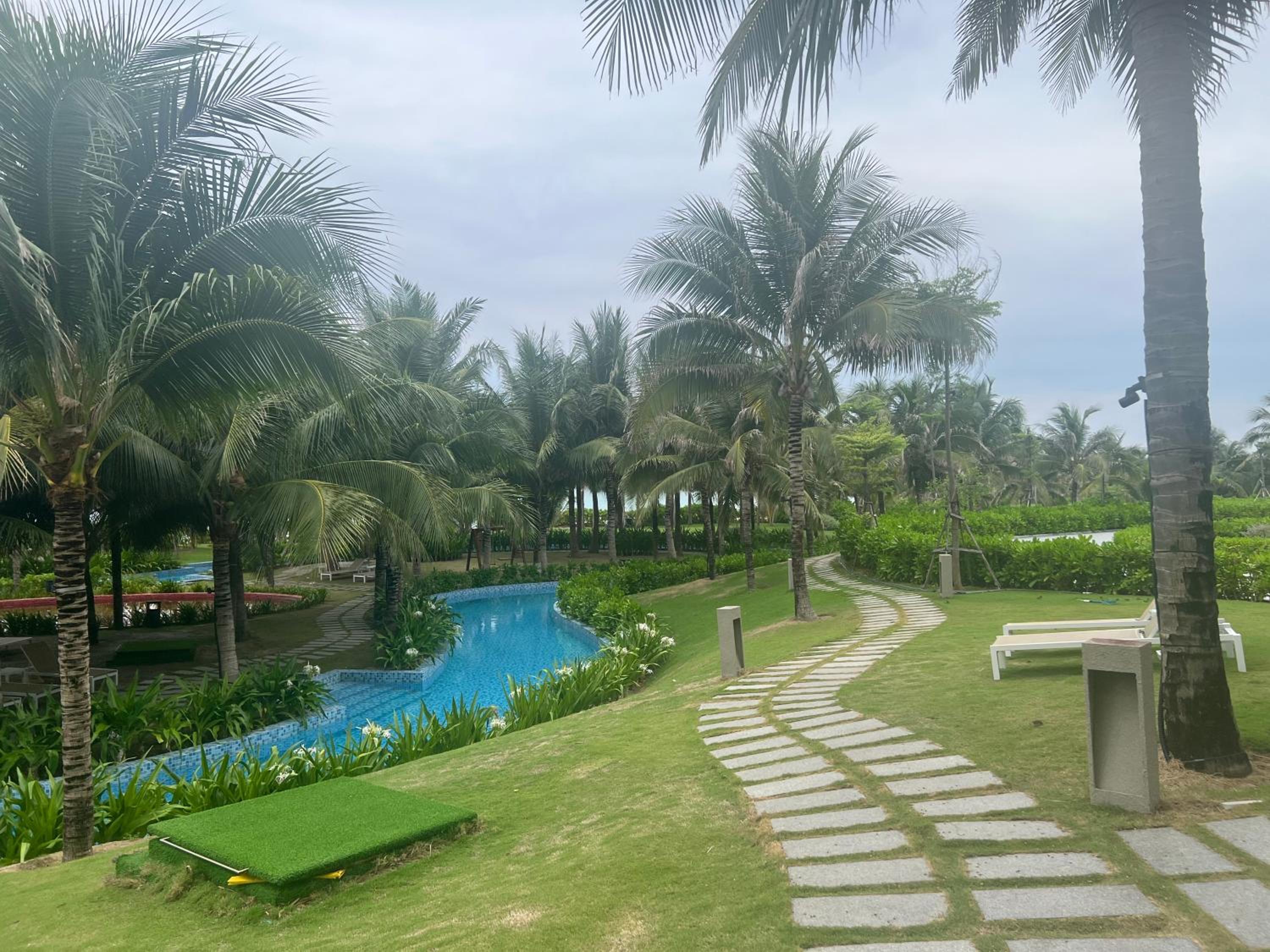Deluxe Sea View Arena Cam Ranh view 2