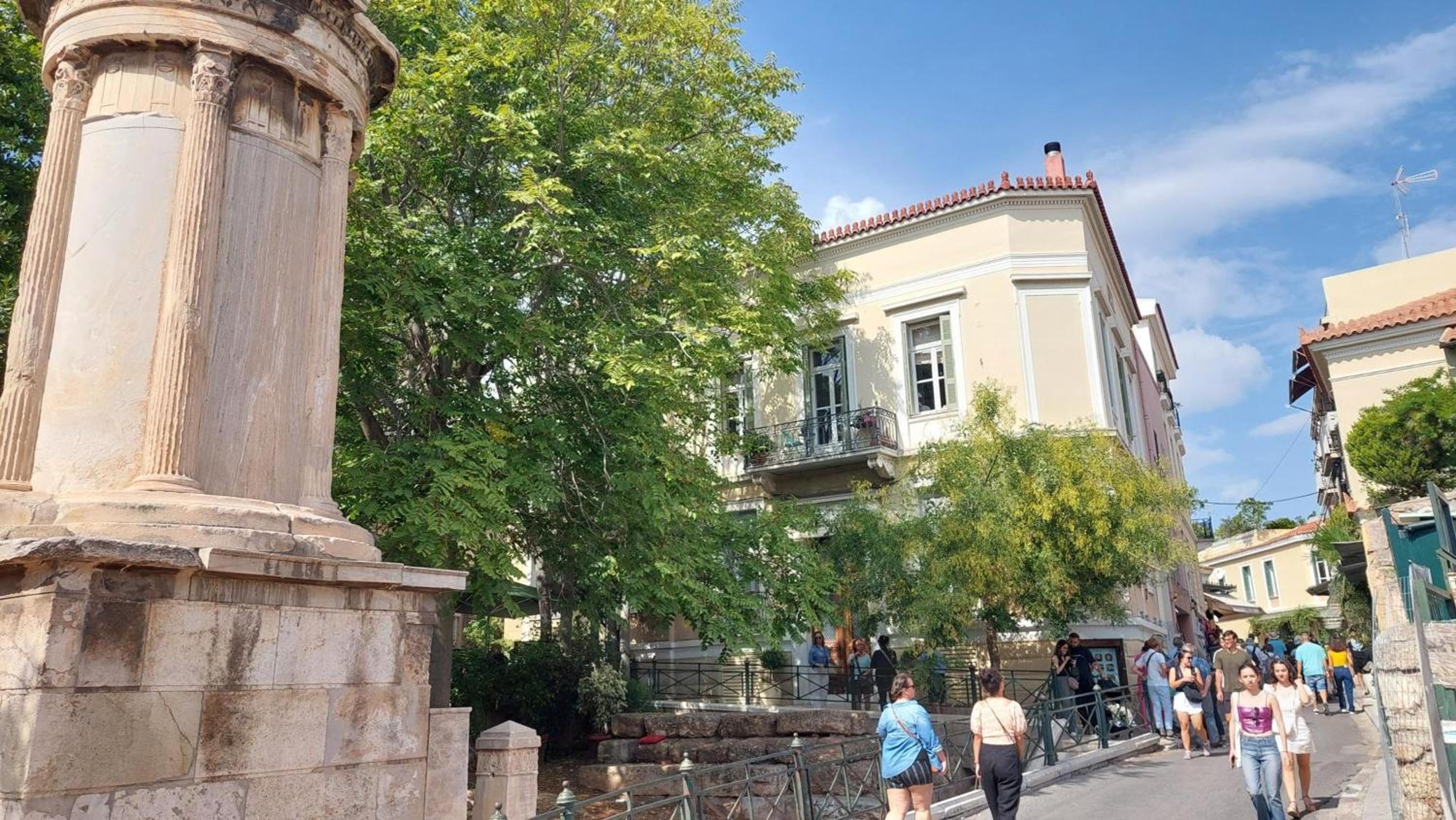 Cozy apartment in Plaka