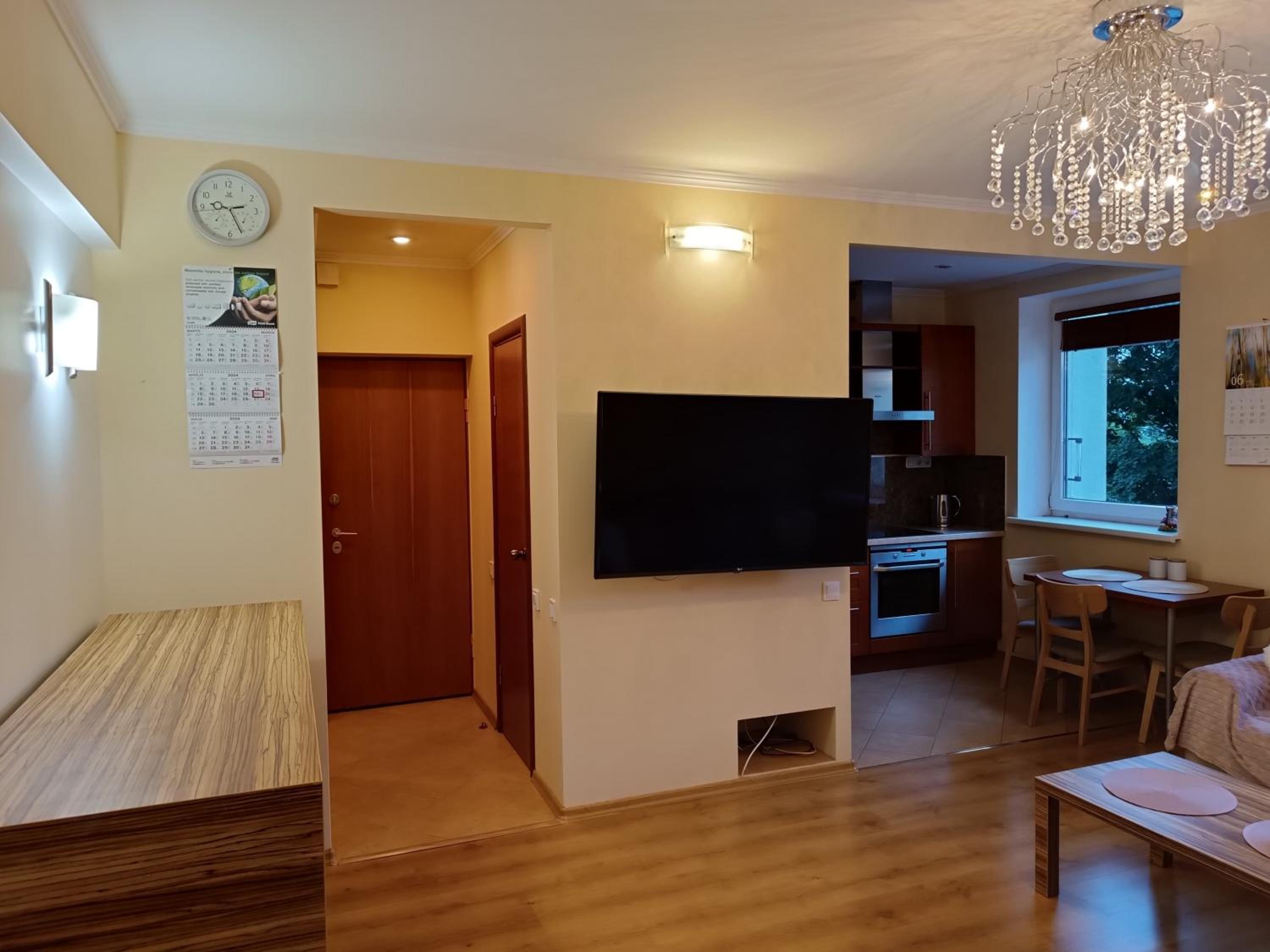 Quiet Dzelzavas Street Apartment view 2