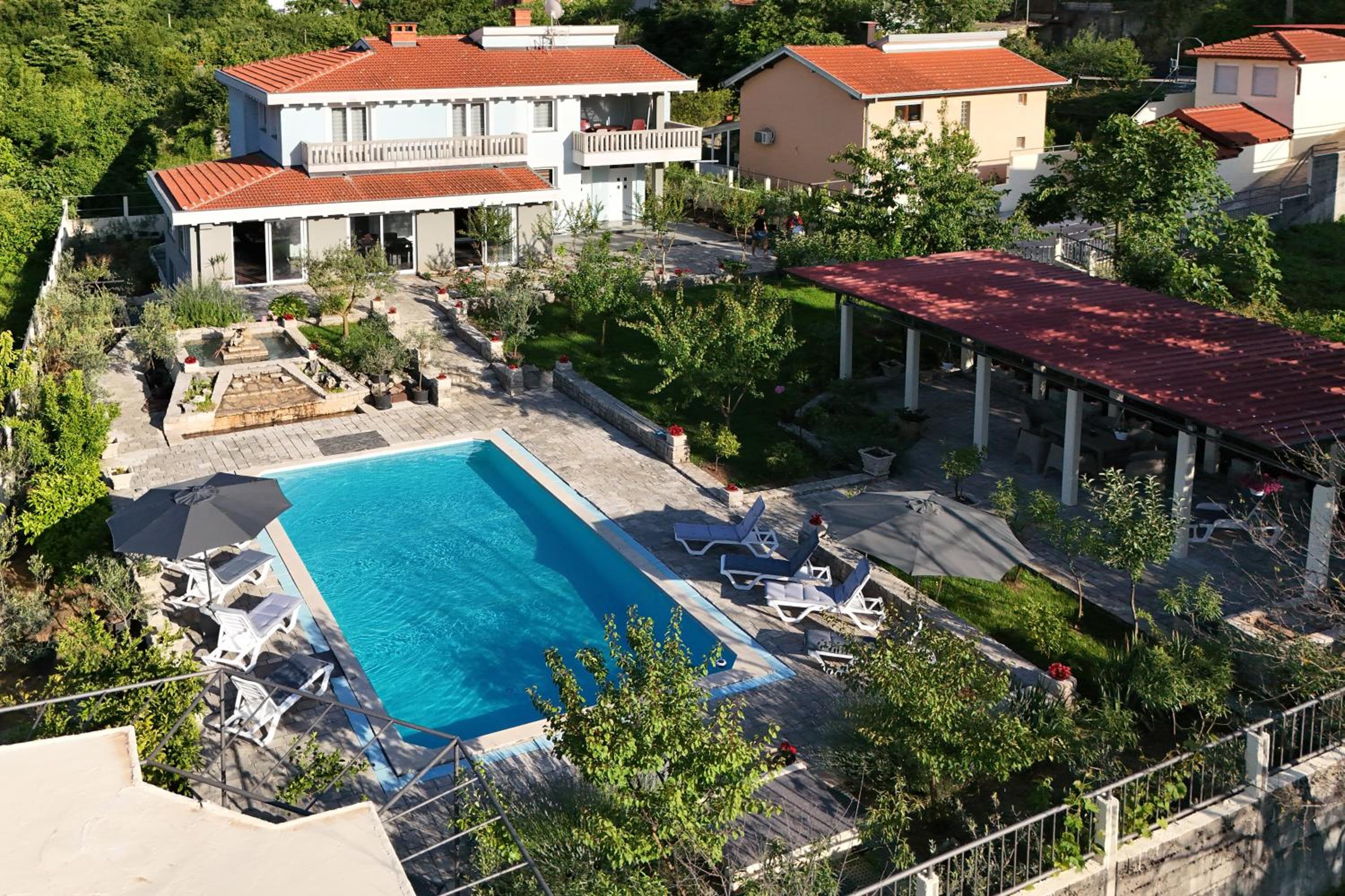 Pool House Maslina