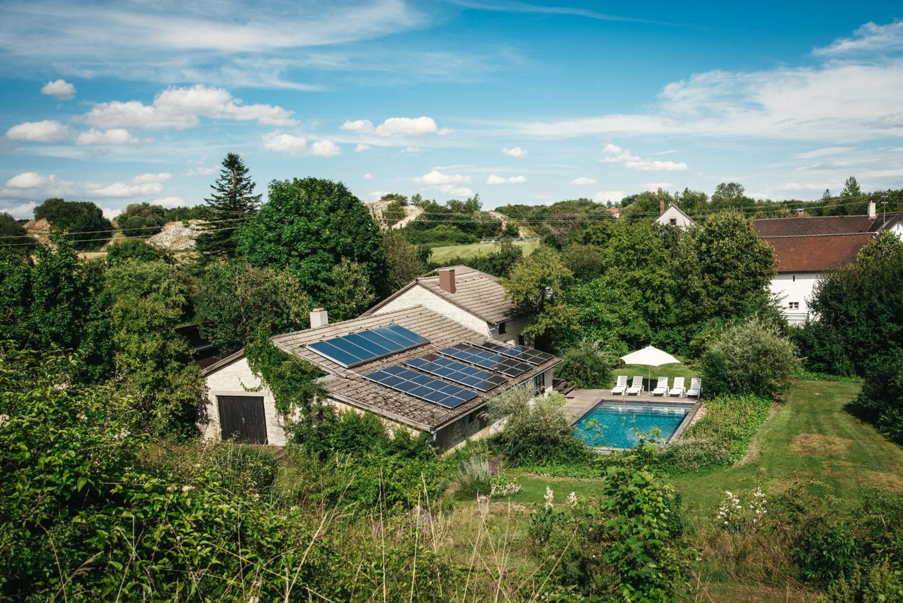 Haus Archaeopteryx – privater Außen-Pool – einzigartig im Naturpark