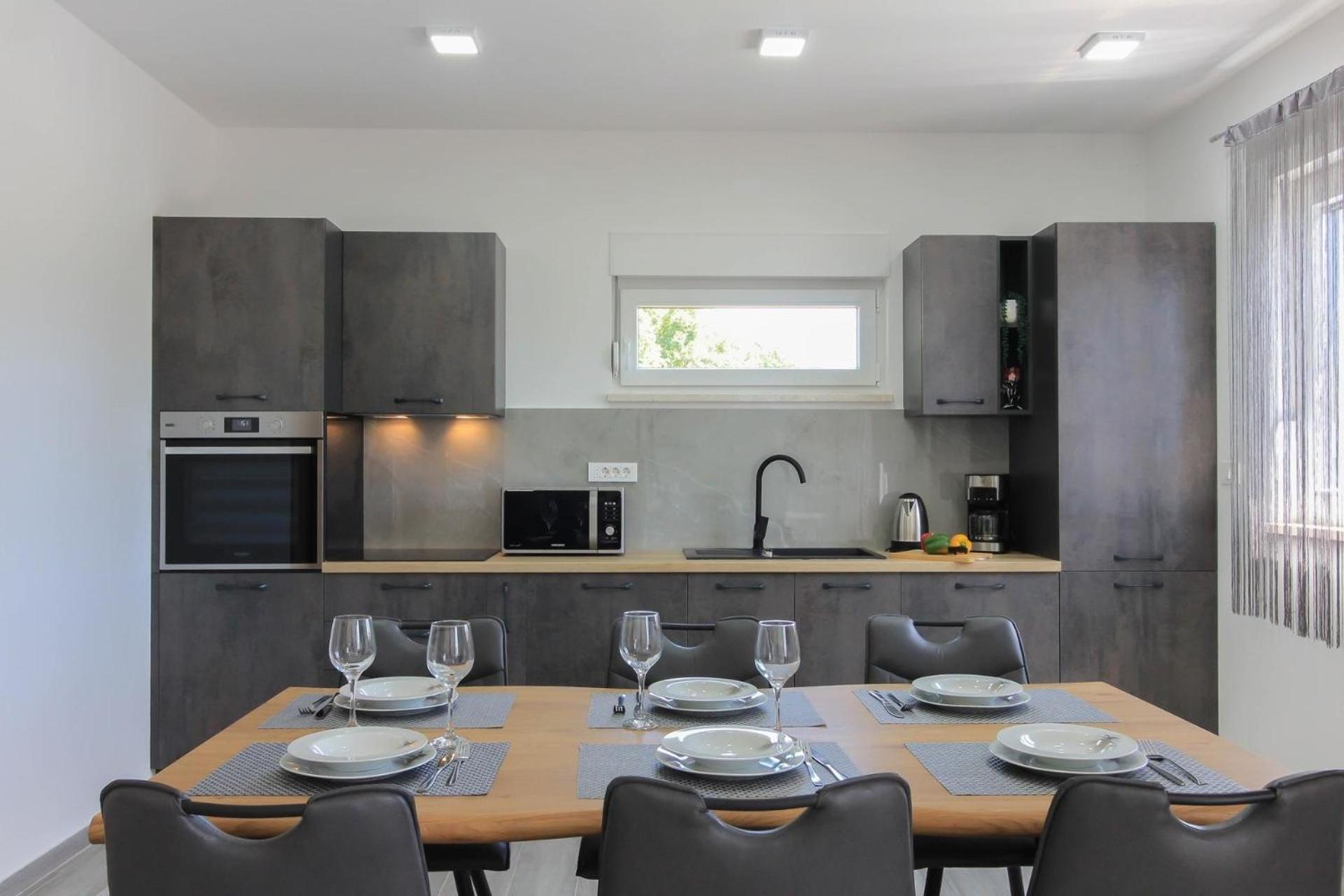 Ferienhaus mit Privatpool für 11 Personen ca 250 qm in Šišan, Istrien Südküste von Istrien view 4