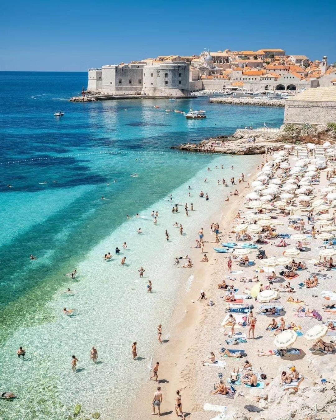 Old Town Casa Nevia- Deluxe Holiday Home in Dubrovnik with Stunning Views