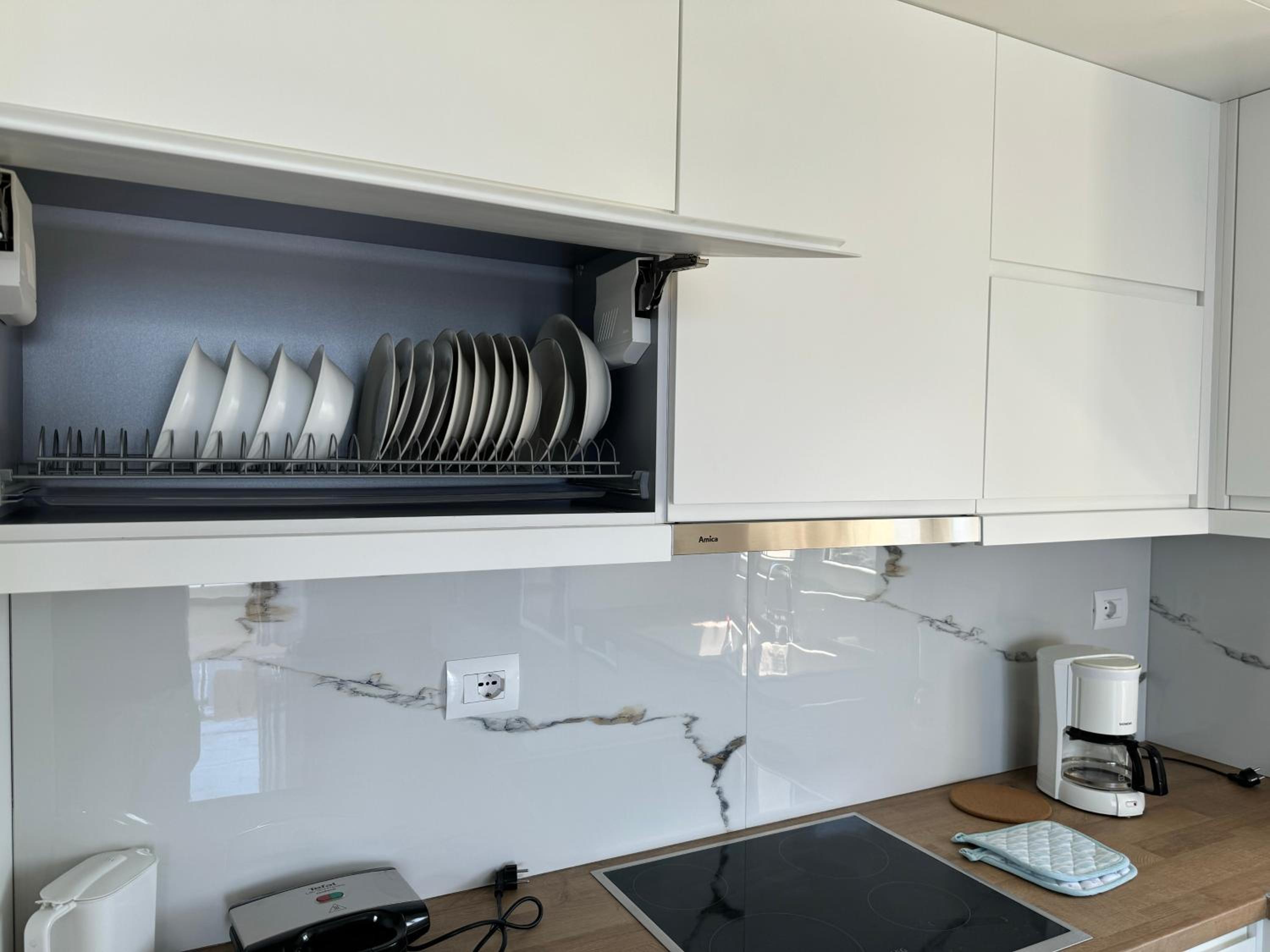Melinas Sea View Apartments