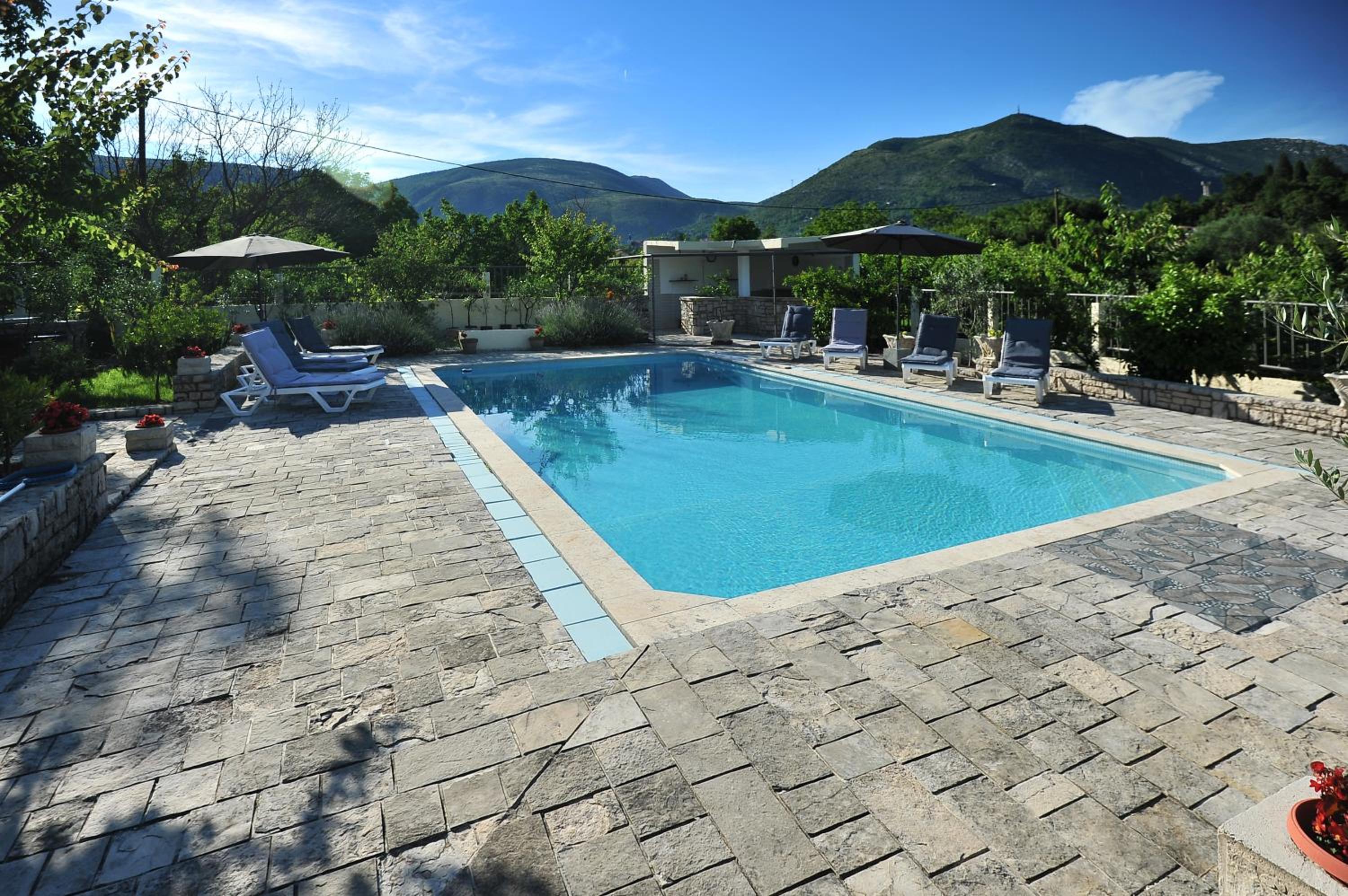 Pool House Maslina