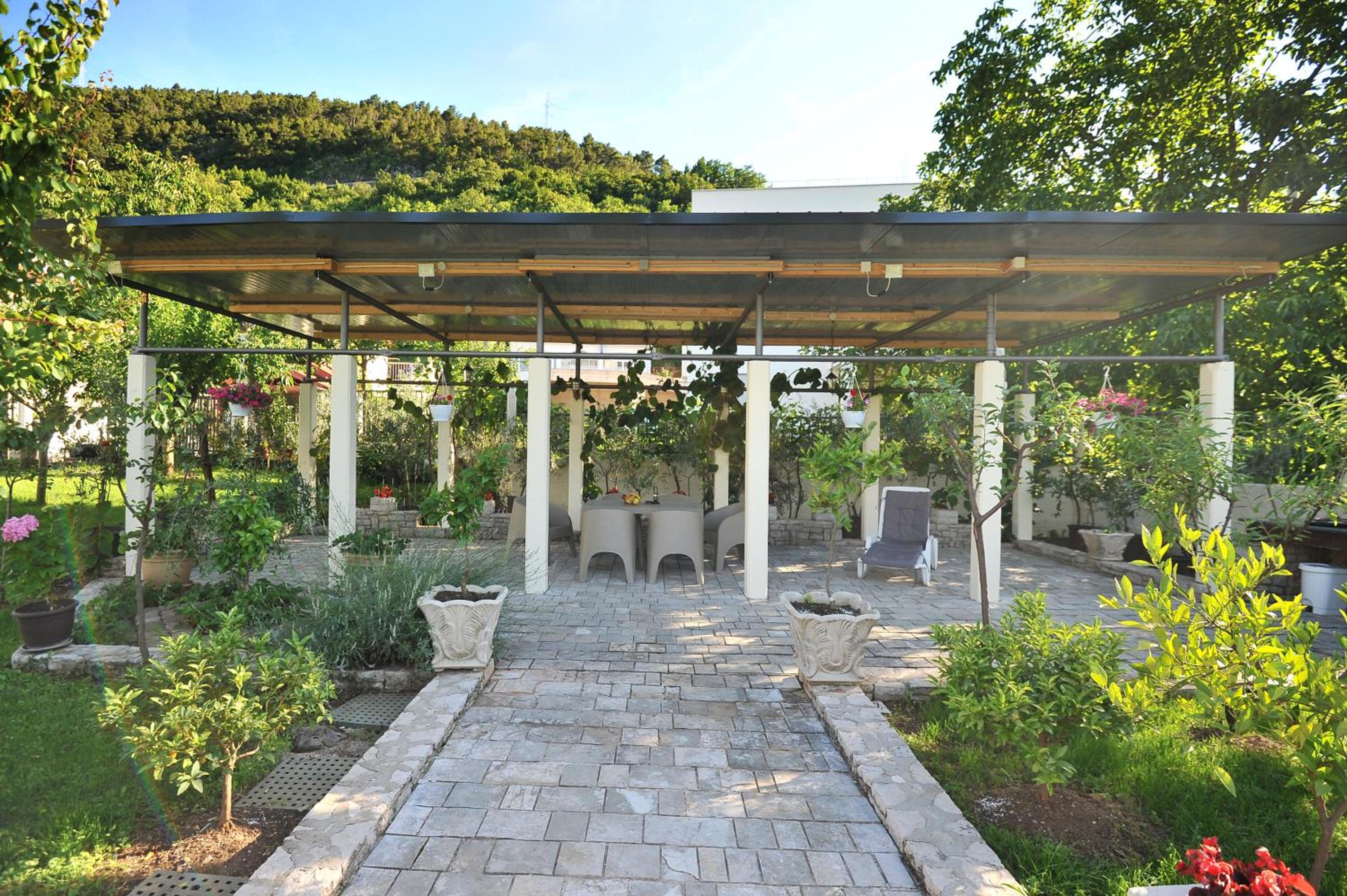 Pool House Maslina