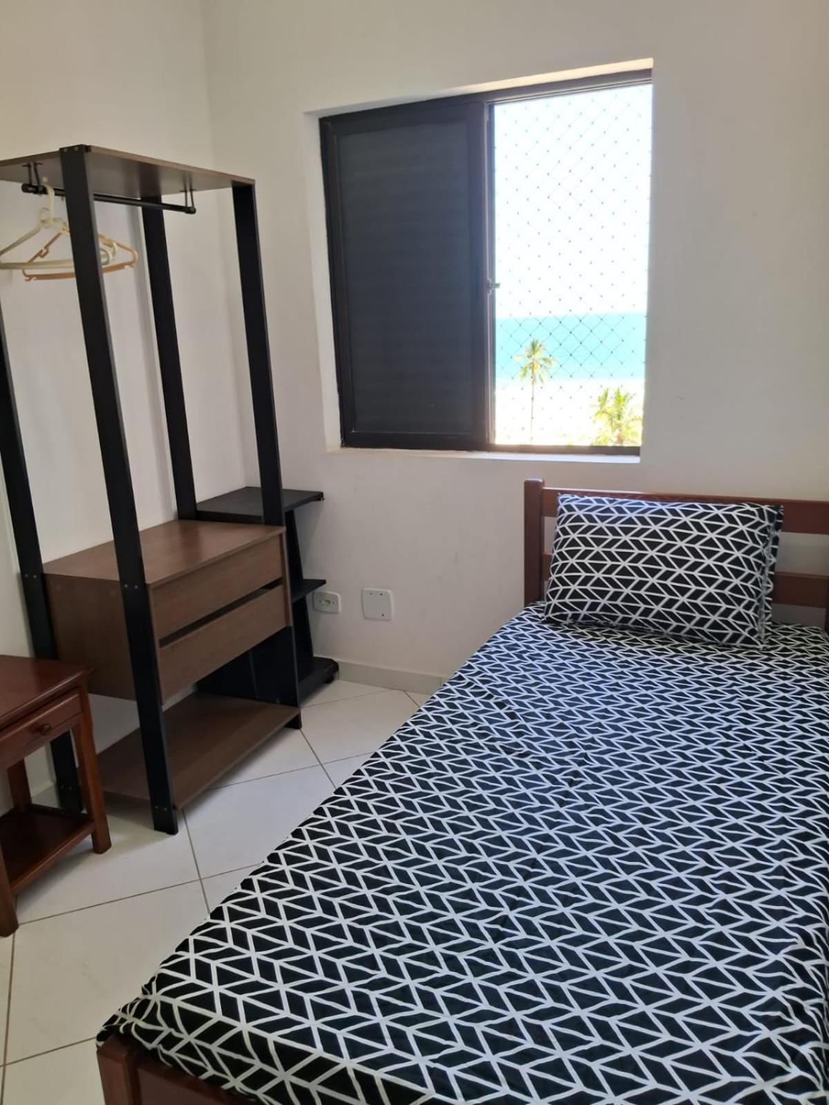 joia da enseada, com serviços de praia, de frente para o mar, 3 quartos, TV smart, piscina, academia, salão jogos, brinquedoteca, estacionamento