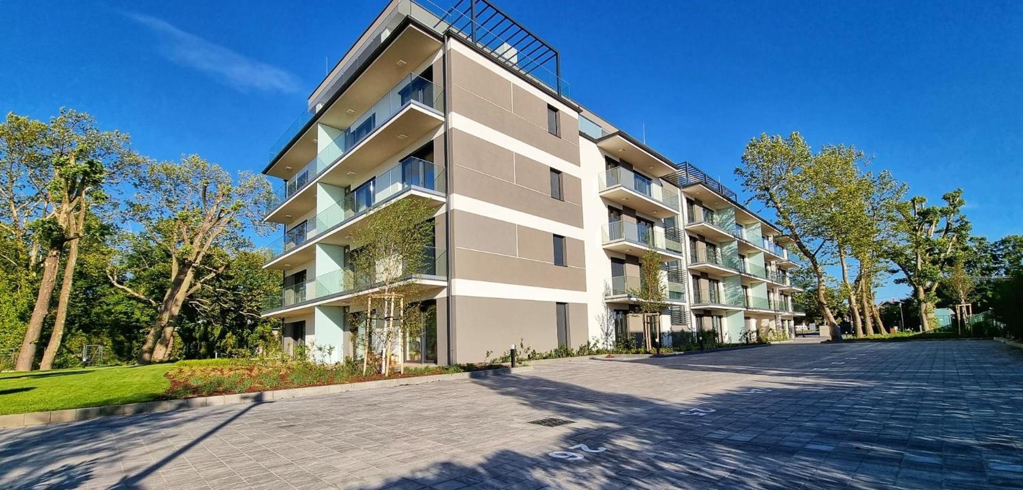 Platán Waterfront Residence