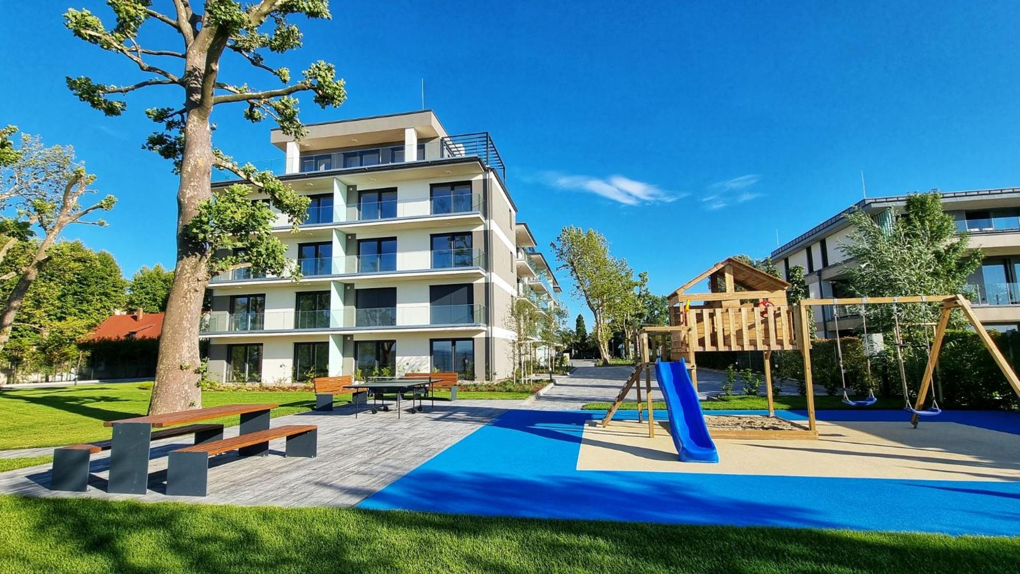 Platán Waterfront Residence