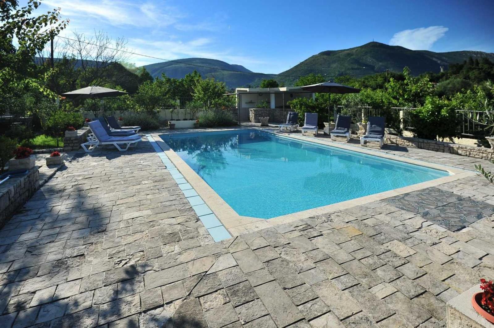 Pool House Maslina