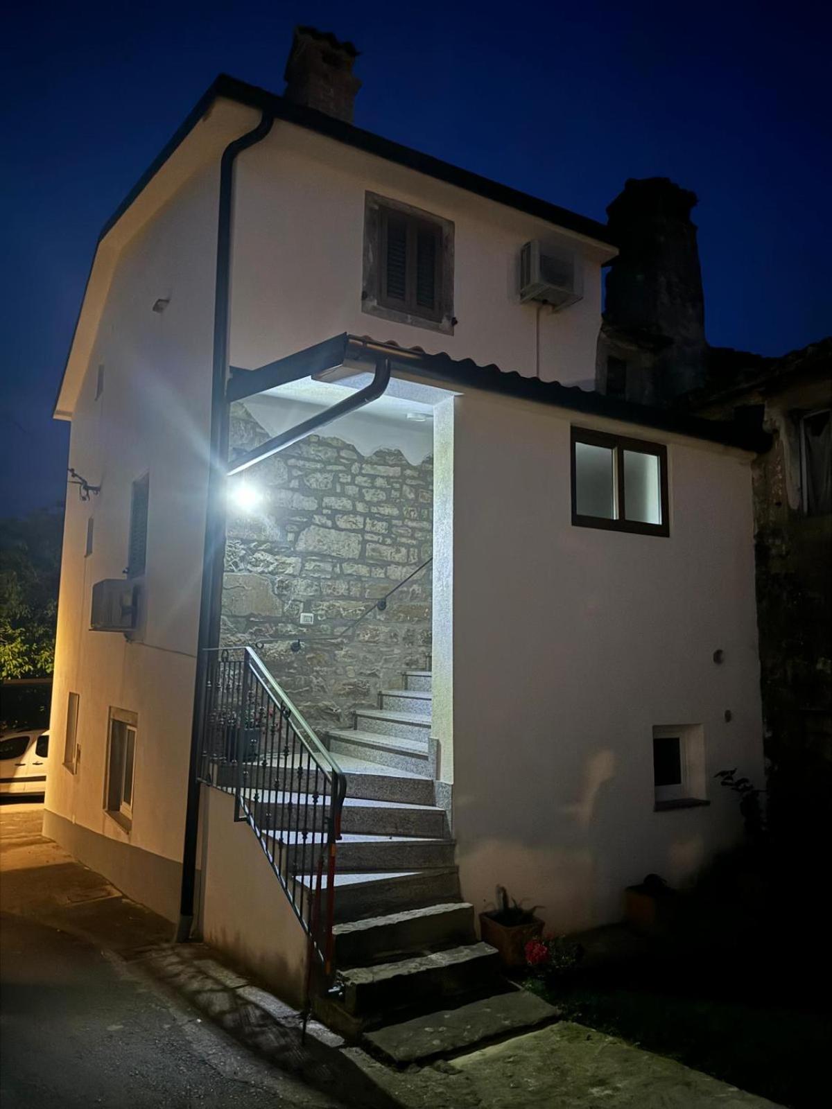 Casa Nevija view 3