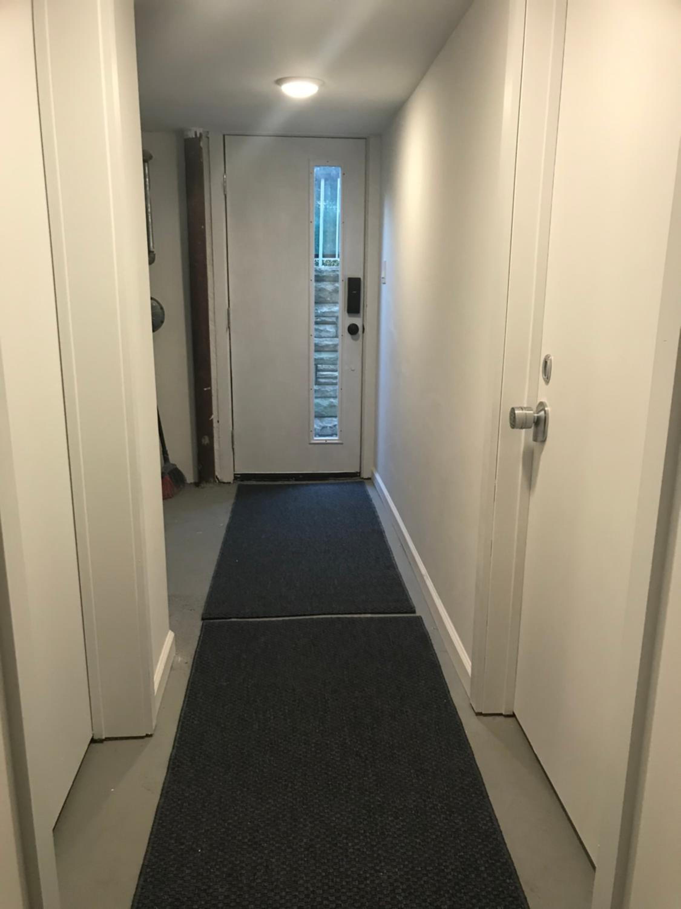 Modern GuestHouse Ironbound Newark with KITCHEN-FastTrainToNYC-OneStopToAirport