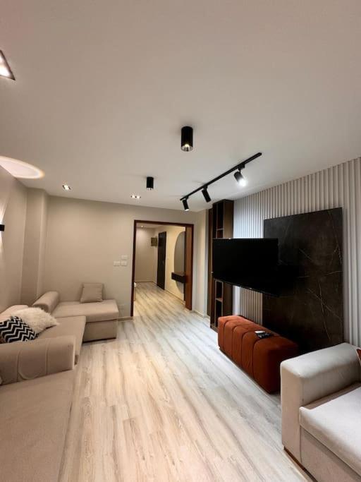 Charming serviced apartment