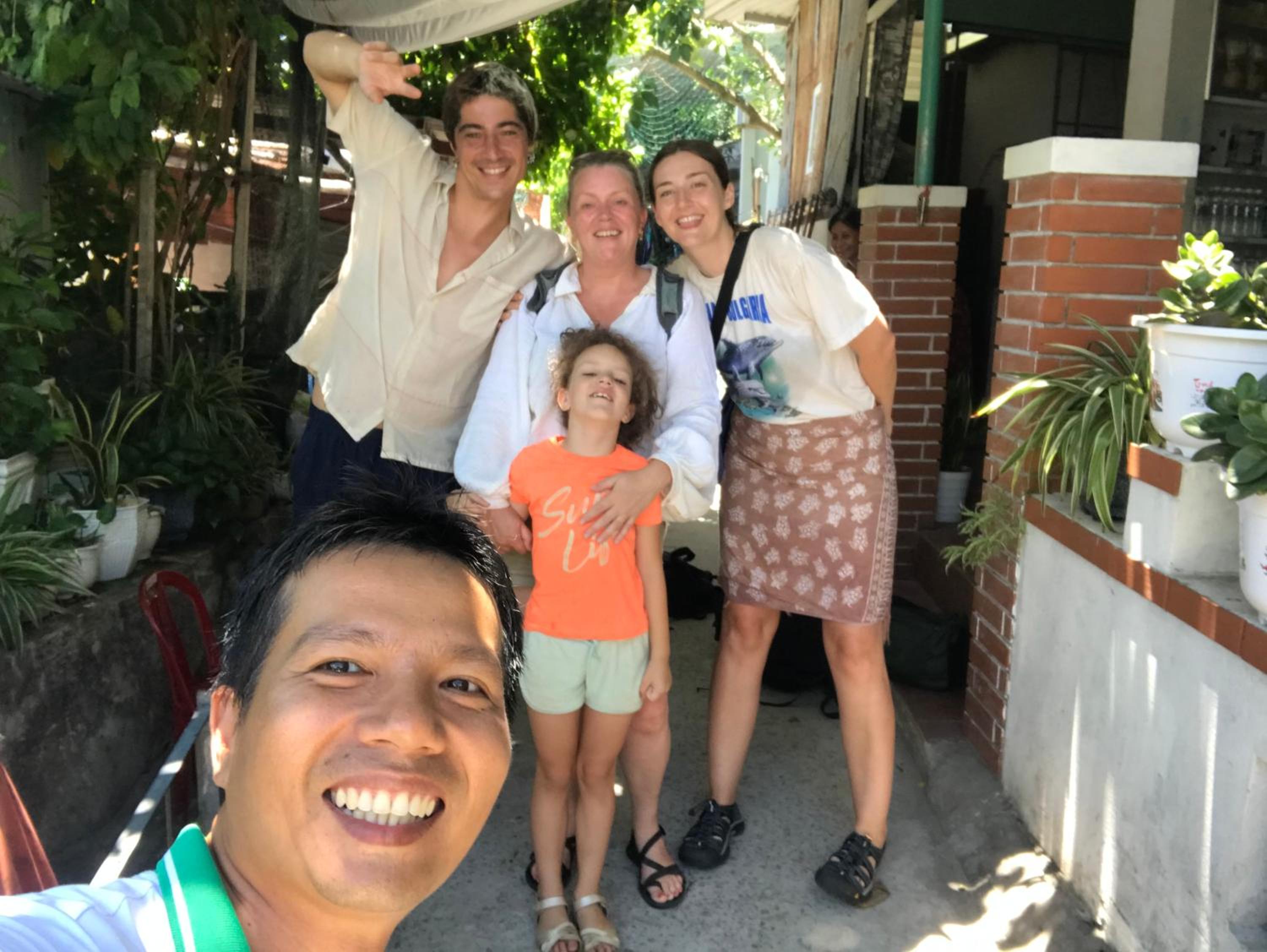 Monkeyland Cham island Homestay