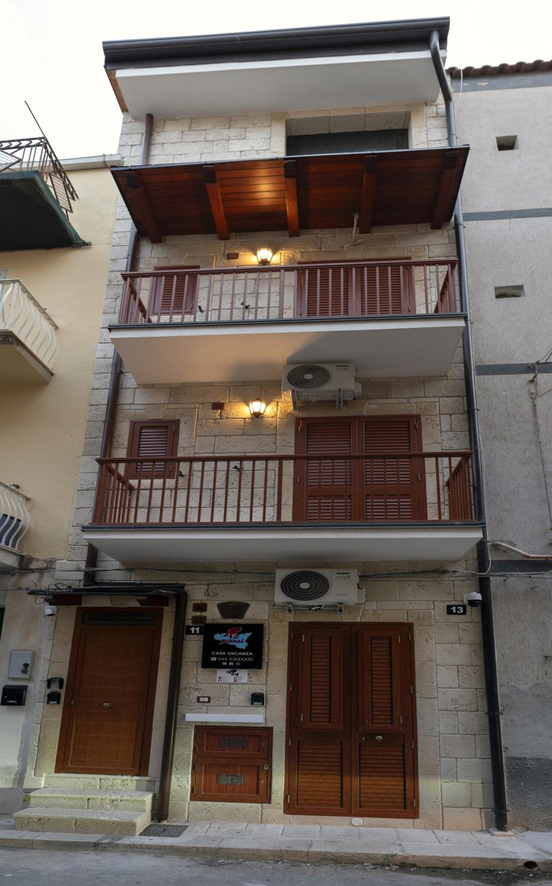 CASA VACANZA A 2 Passi view 2