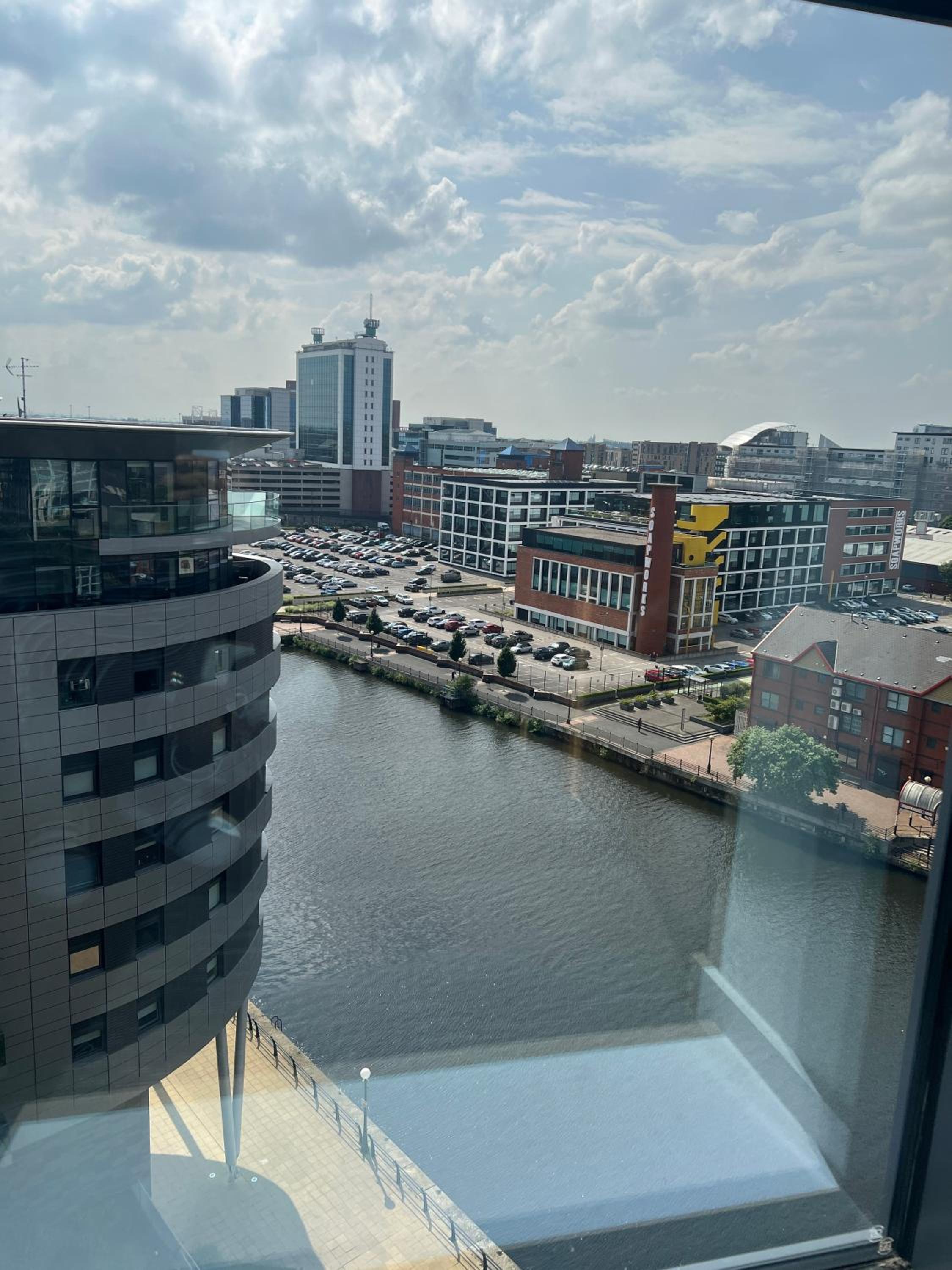 Drillzstays Apartments - Salford Quays Manchester Free Parking view 5