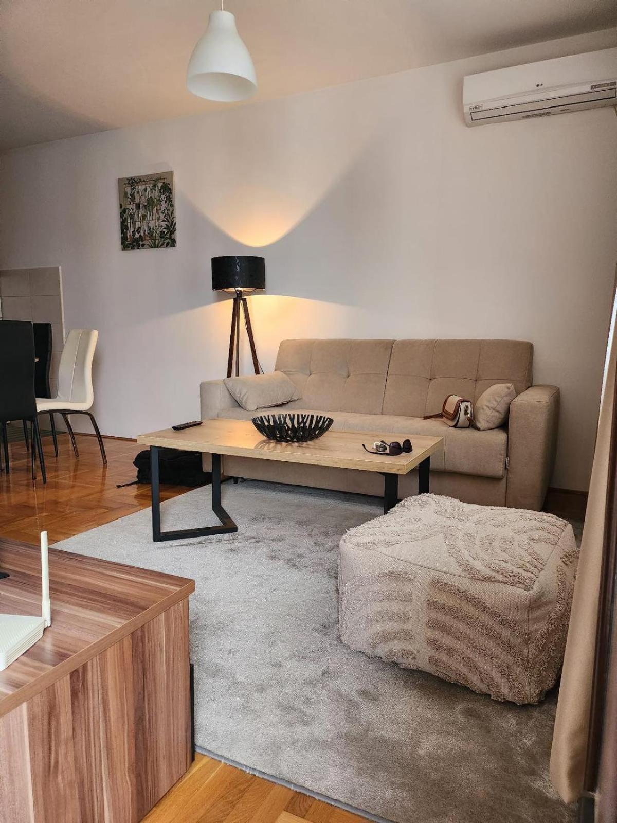 Simple Apartment