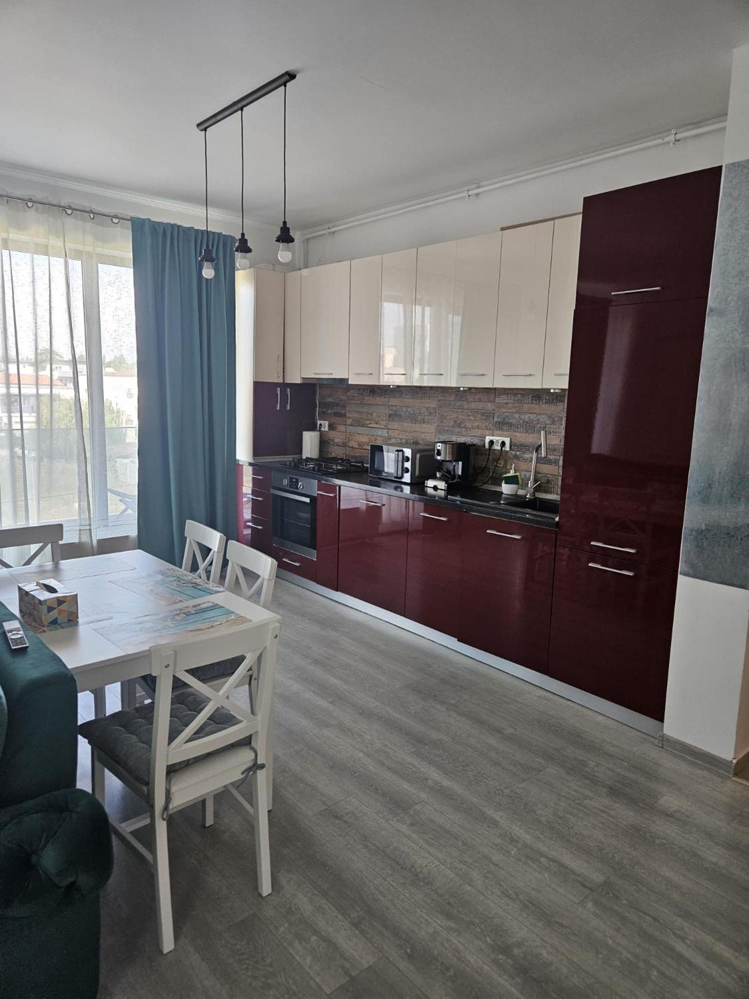 Emi Apartment Mamaia