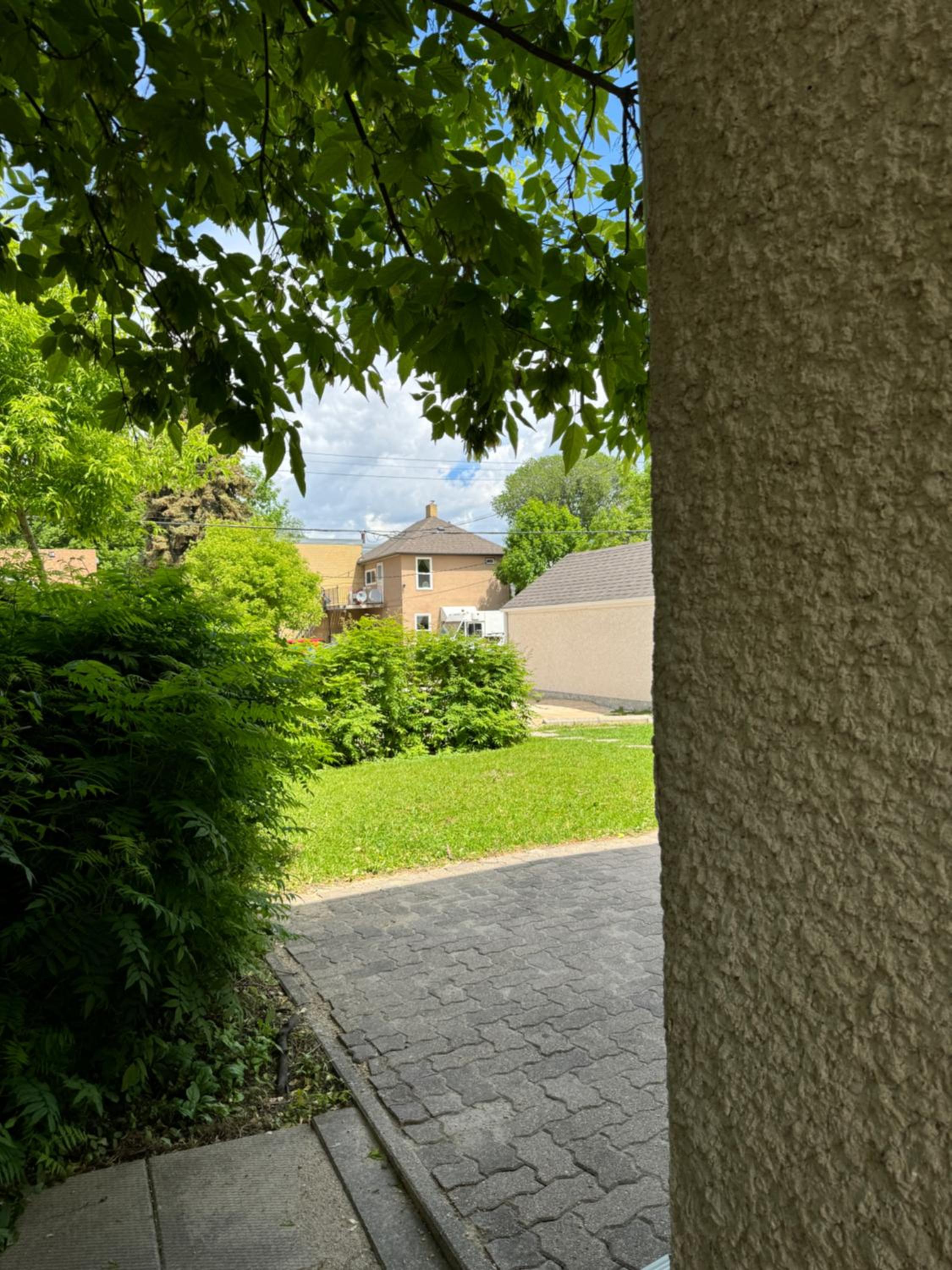 Classy single family house, walk to St Boniface