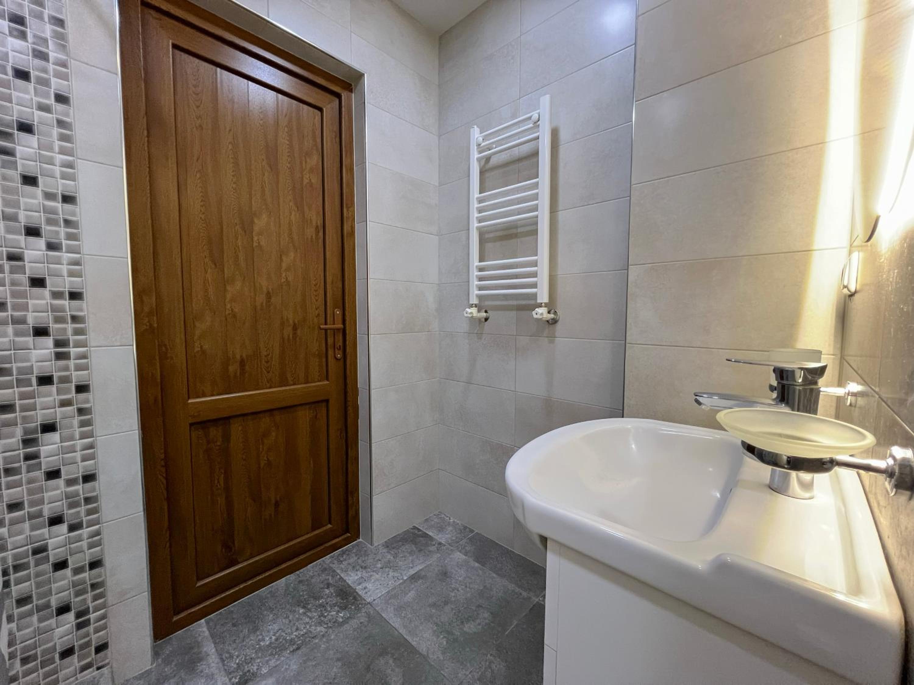 Pink melange apartment on Teryan 8