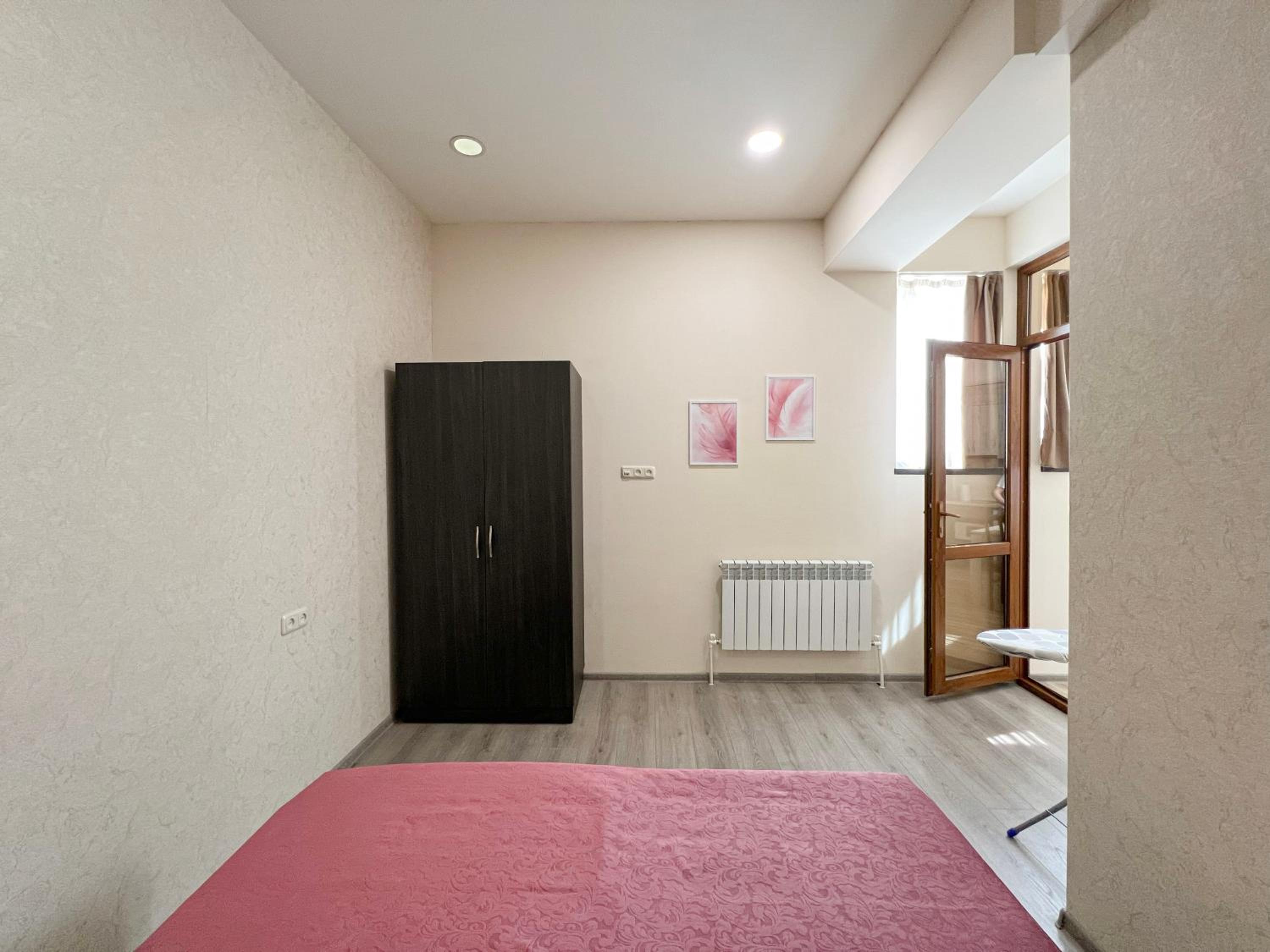 Pink melange apartment on Teryan 8