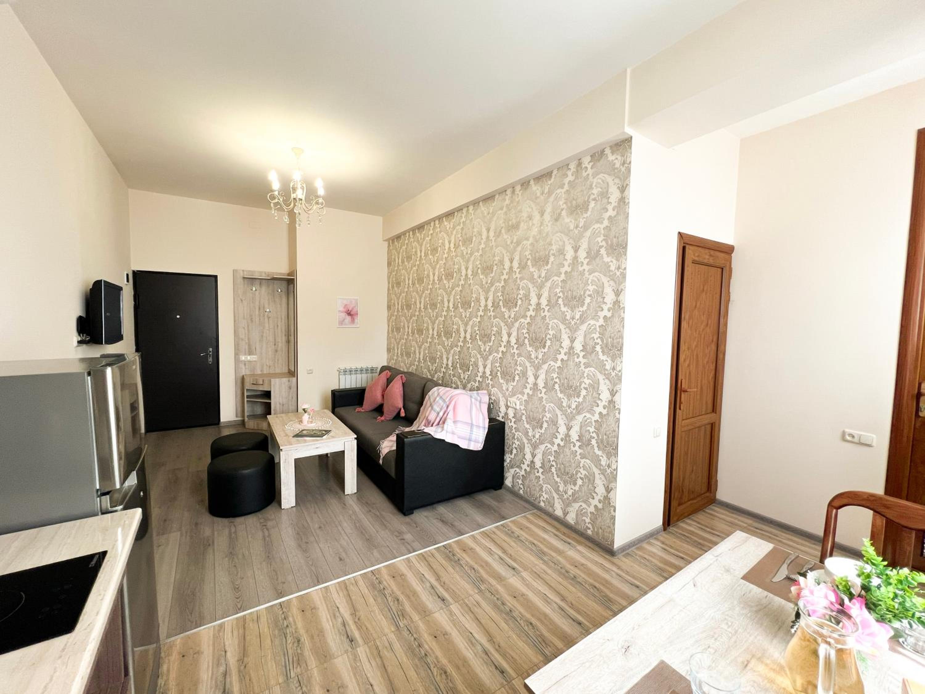 Pink melange apartment on Teryan 8
