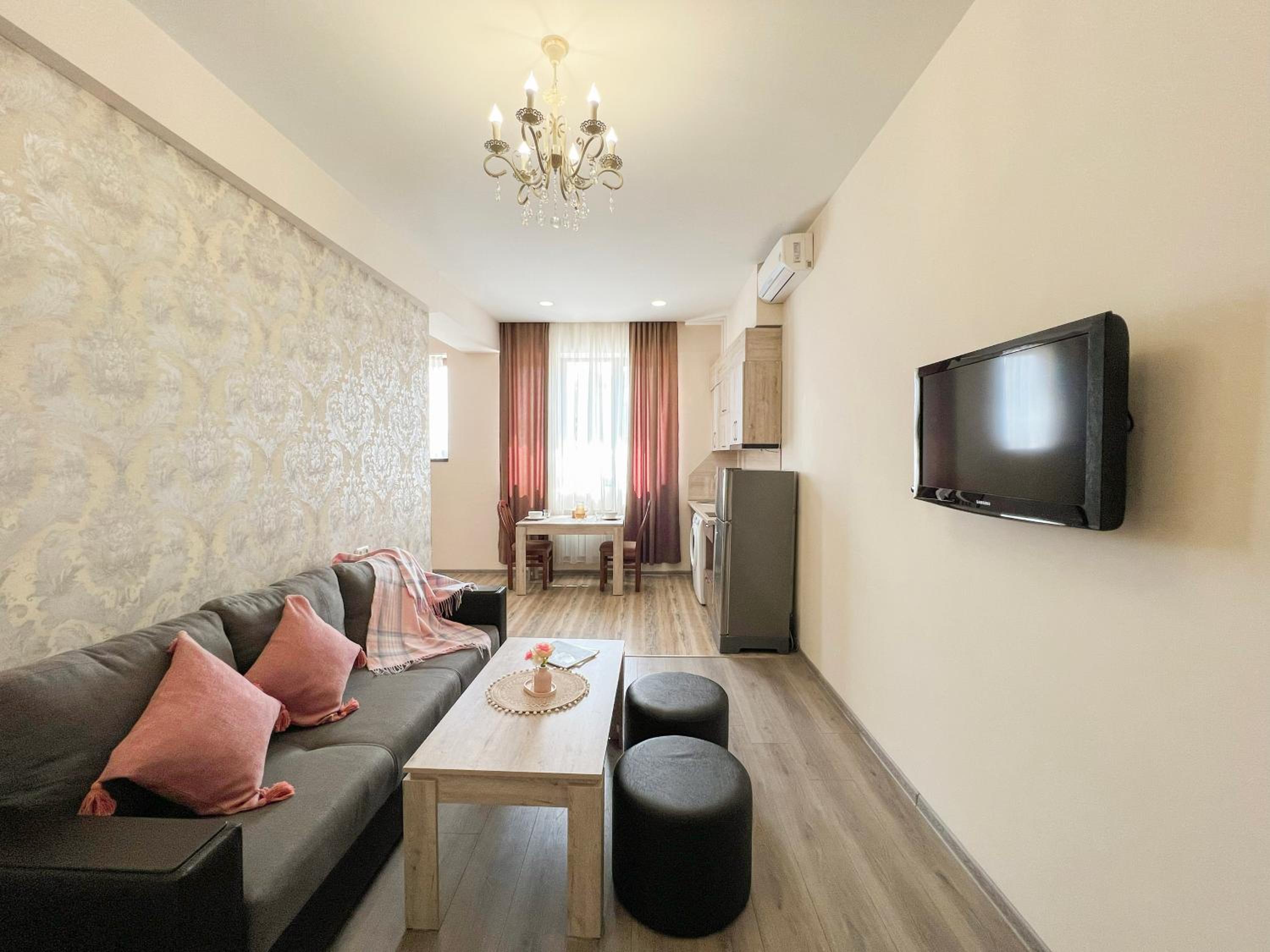 Pink melange apartment on Teryan 8