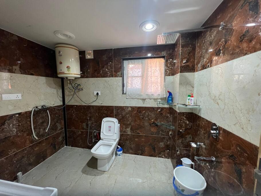 Moajjaza stays 2Bhk