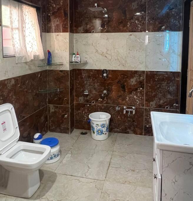 Moajjaza stays 2Bhk