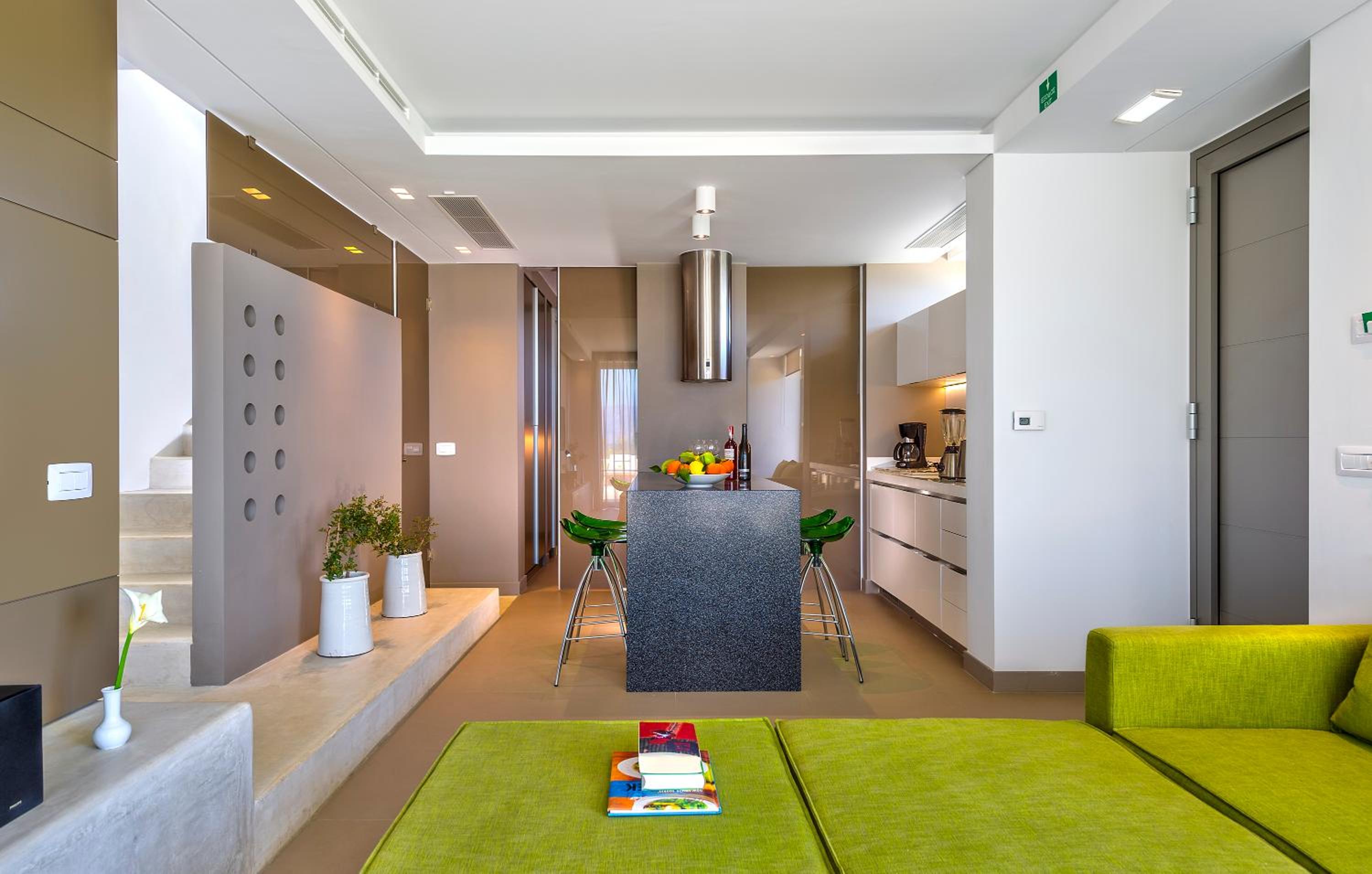 Youphoria Sea View Villas photo 4