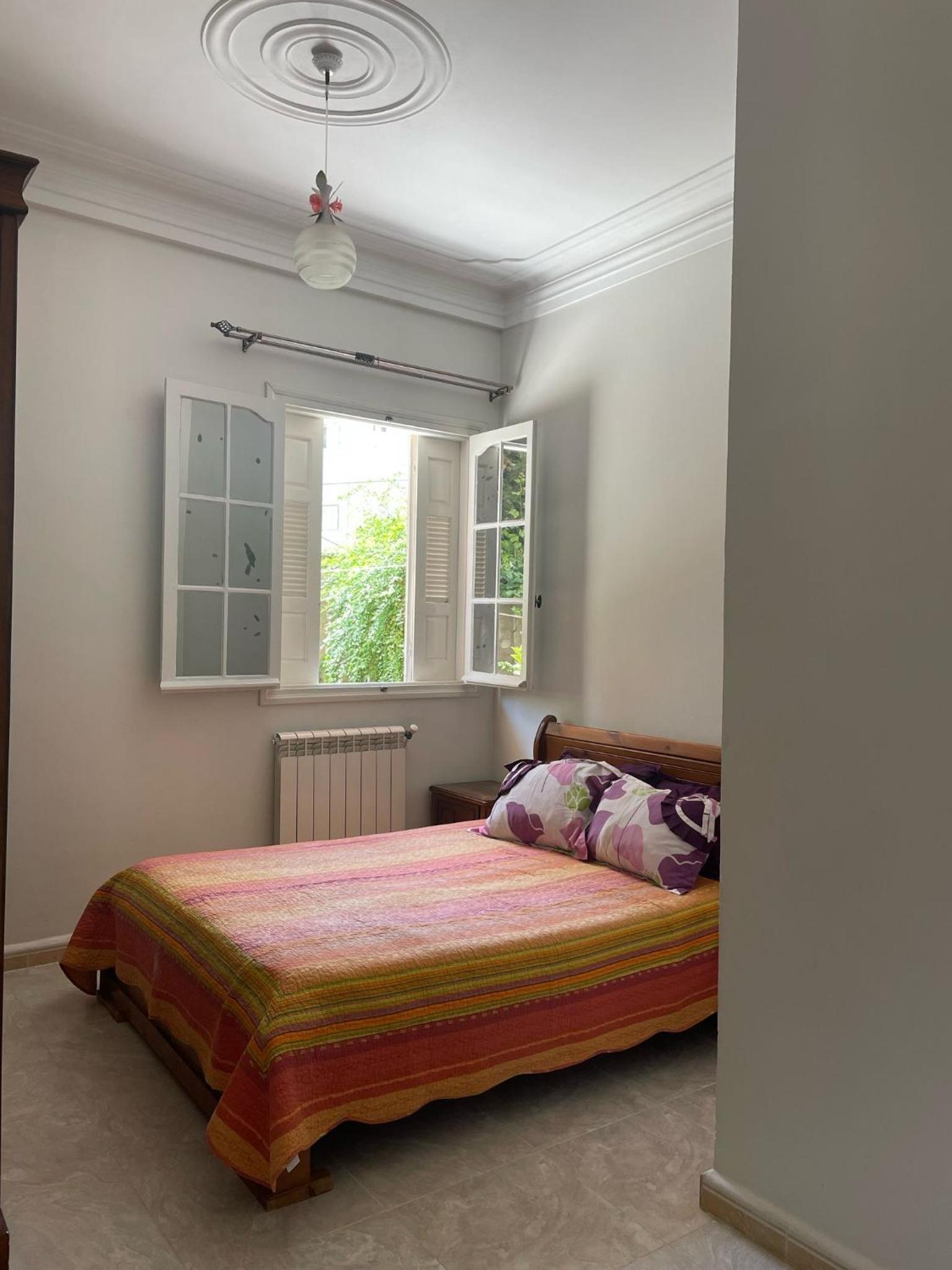 Yassine's home
