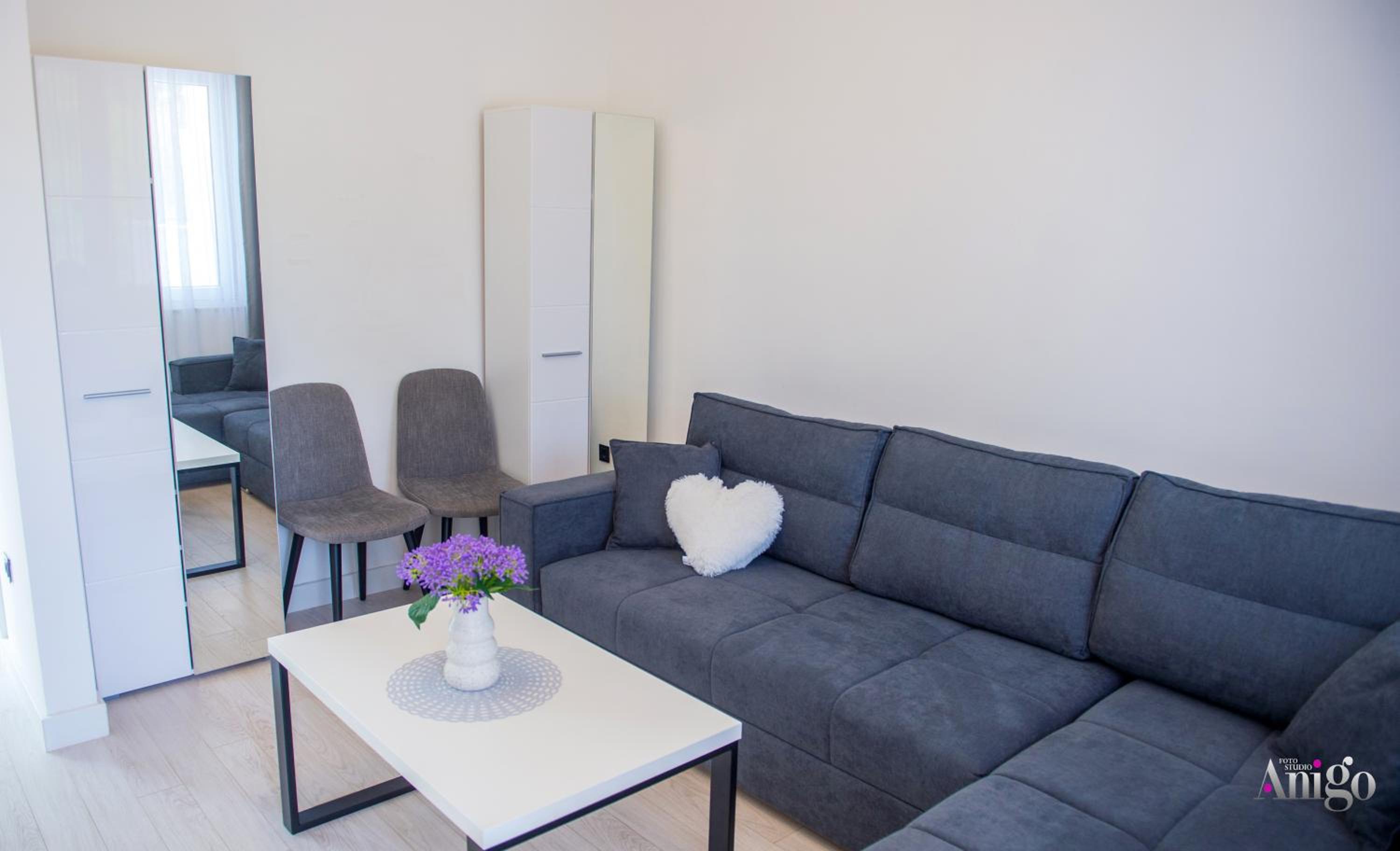 Royal Terrace Apartments