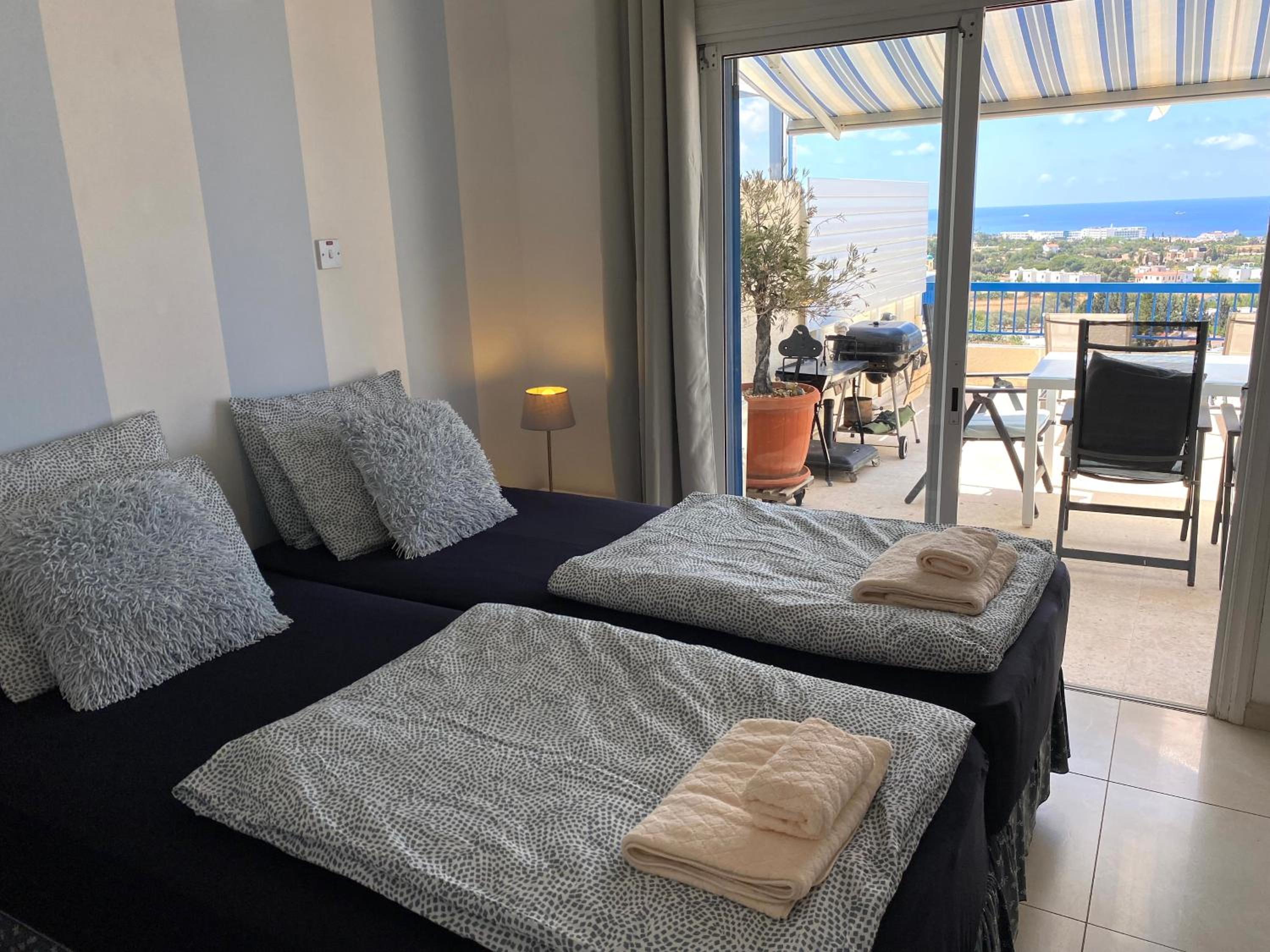 Sea View Penthouse-Style