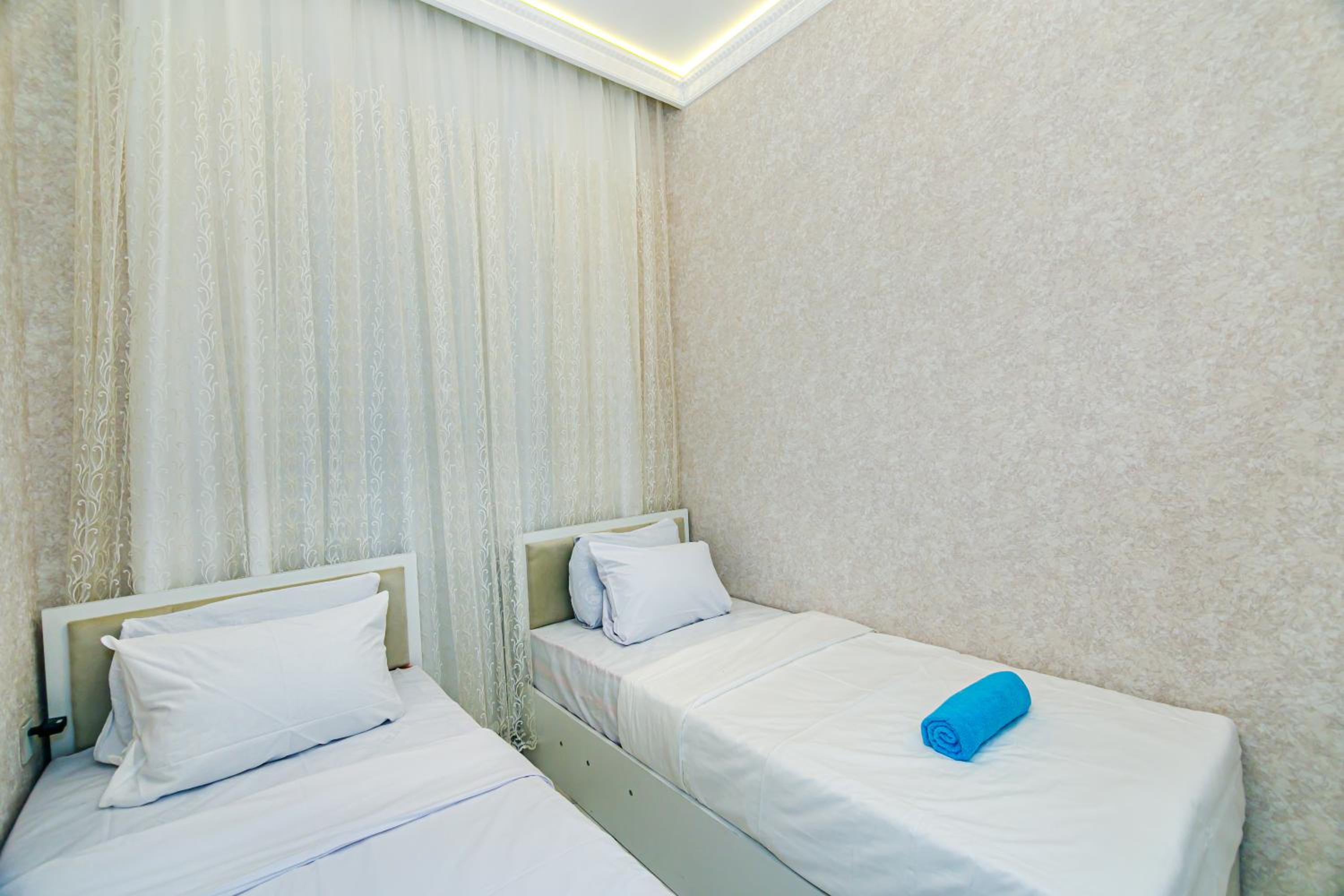 White House Baku