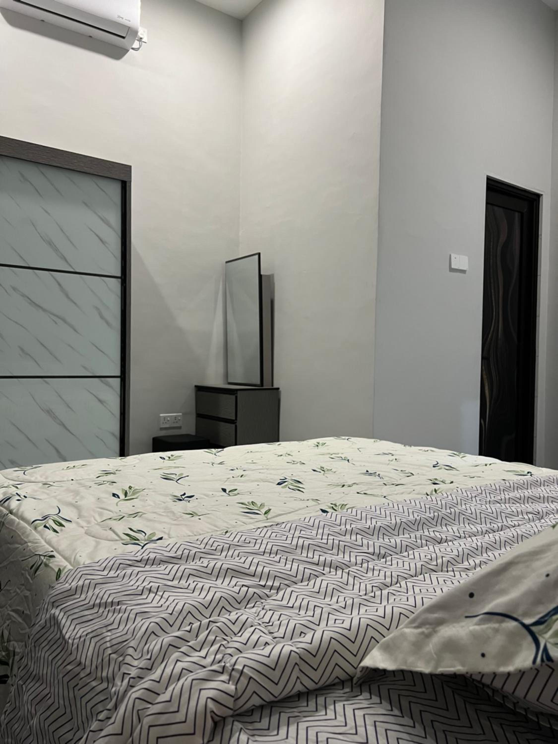 ARZ HomeStay Unit B photo 6