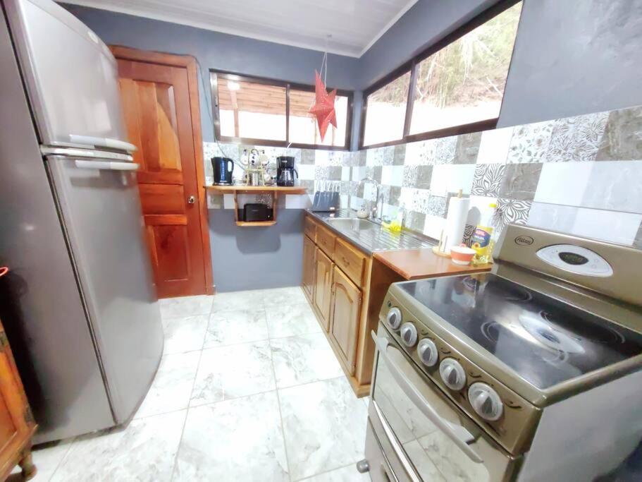 Hermosa Casa en Medio de la Naturaleza Monteverde