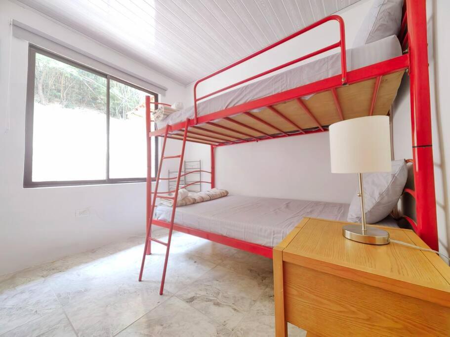 Hermosa Casa en Medio de la Naturaleza Monteverde